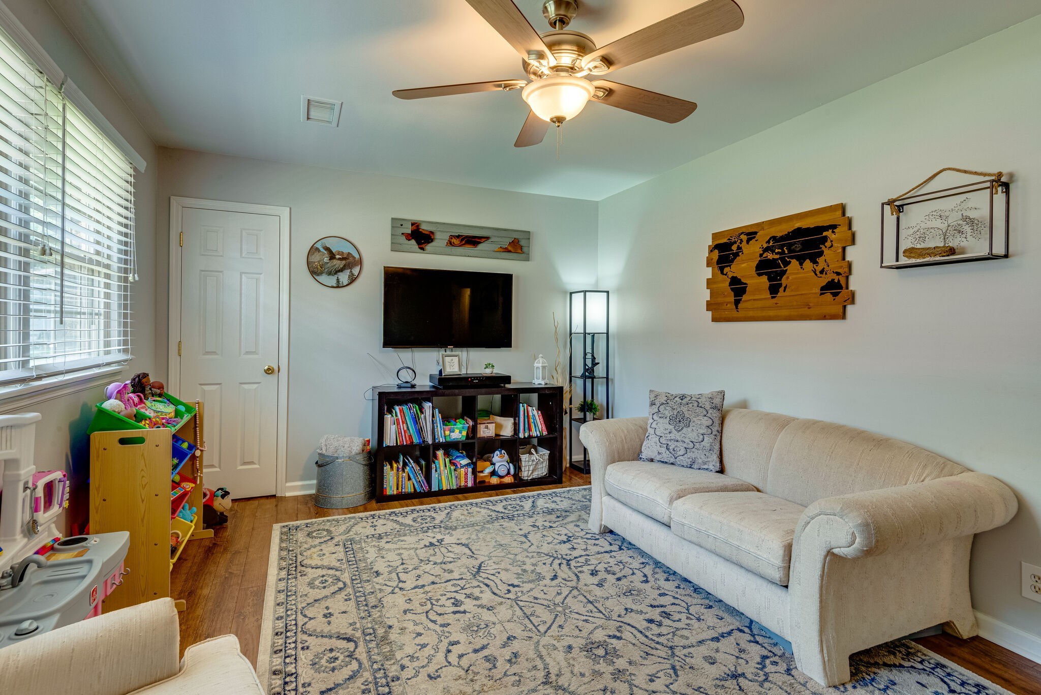 853 Oakwood Terrace Dr