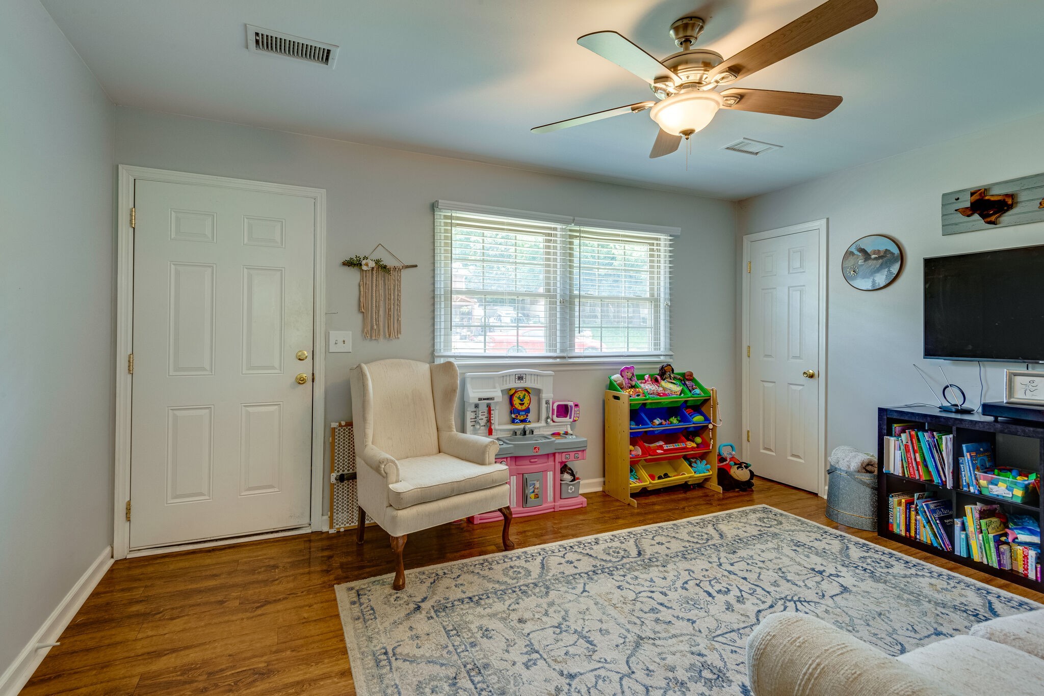 853 Oakwood Terrace Dr