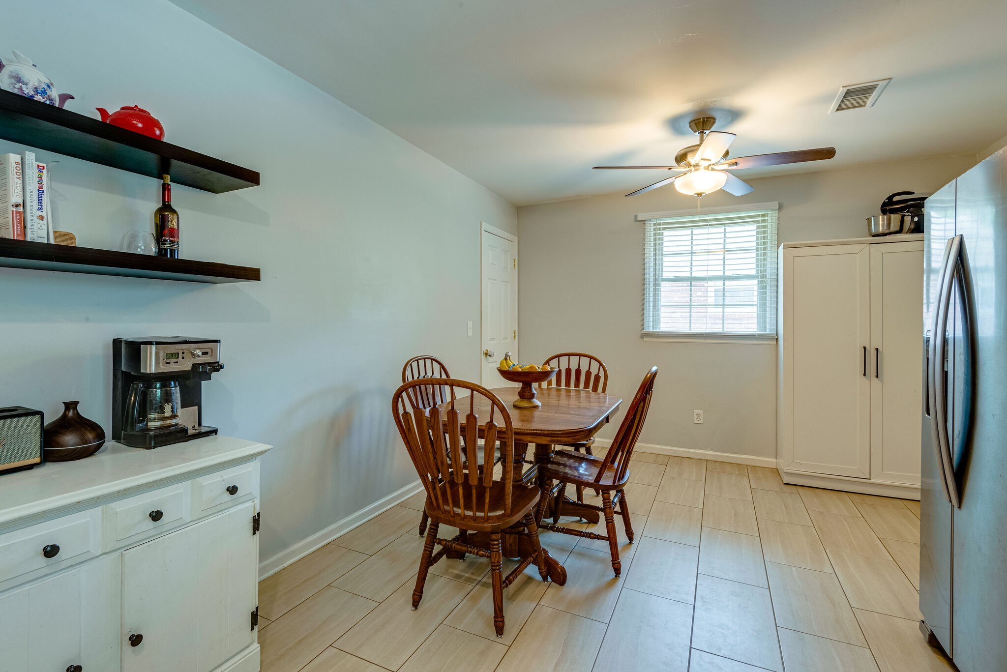 853 Oakwood Terrace Dr