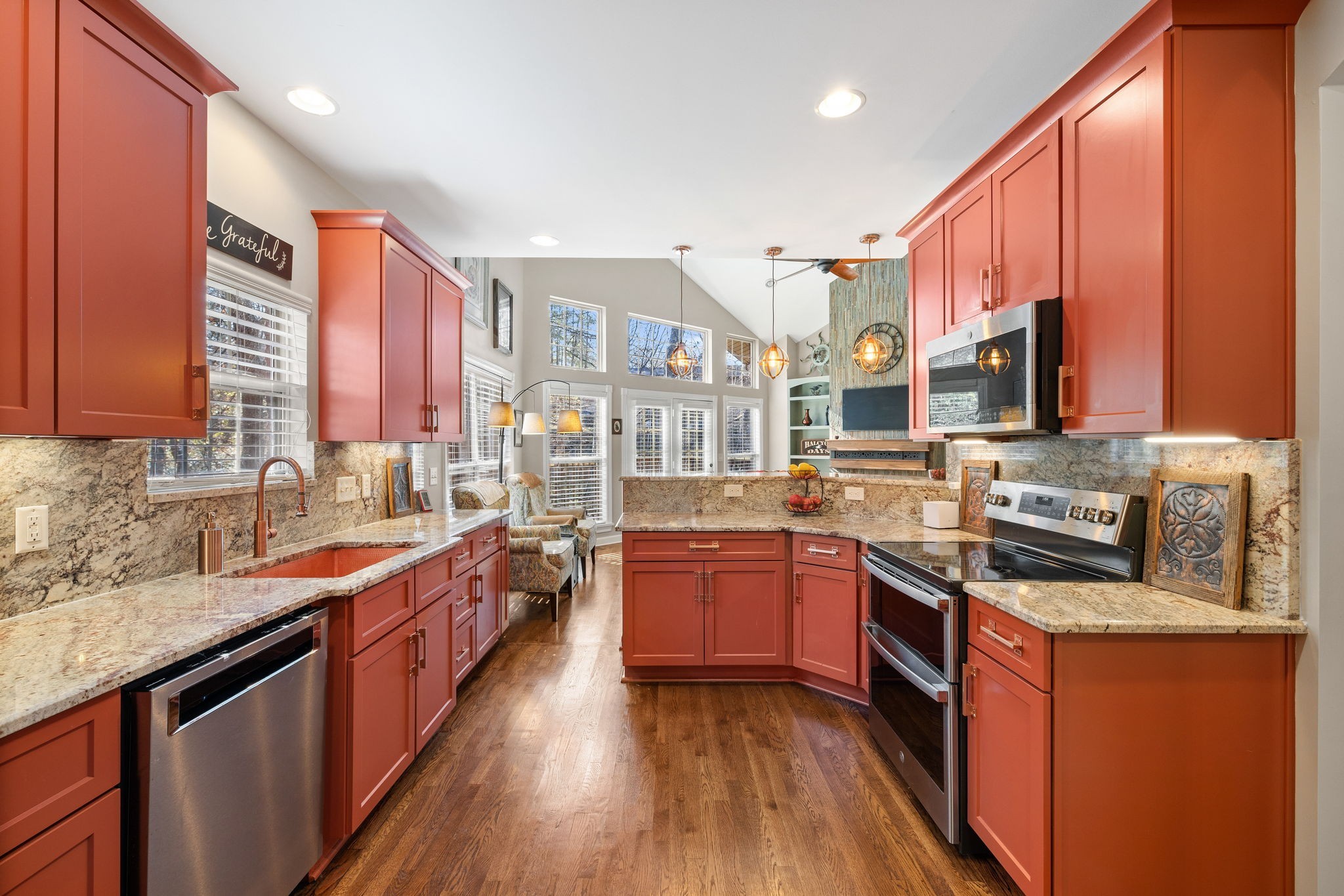 301 Riverstone Blvd