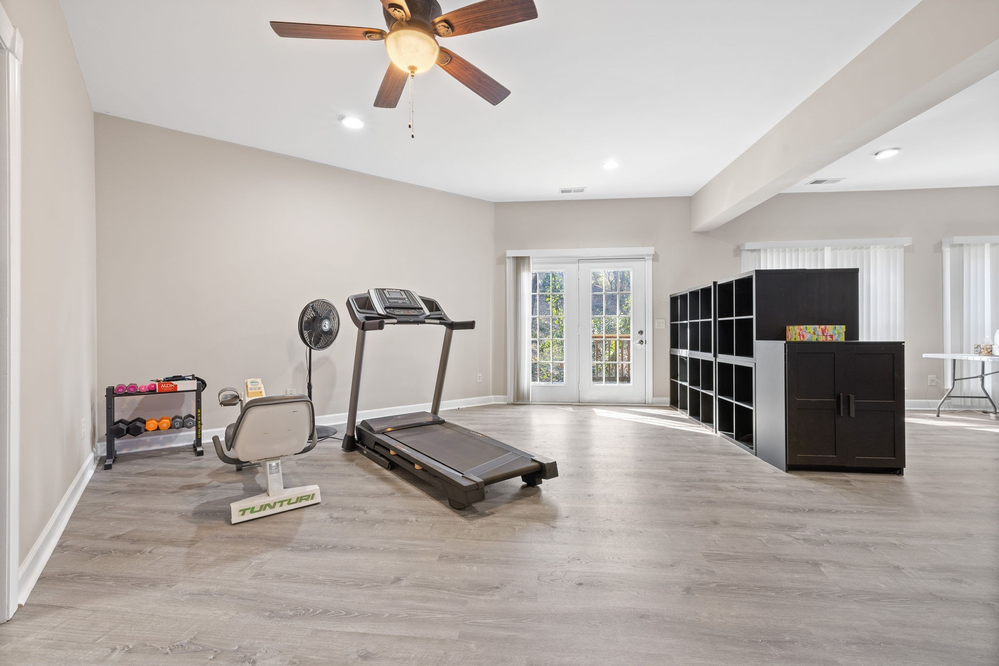 301 Riverstone Blvd
