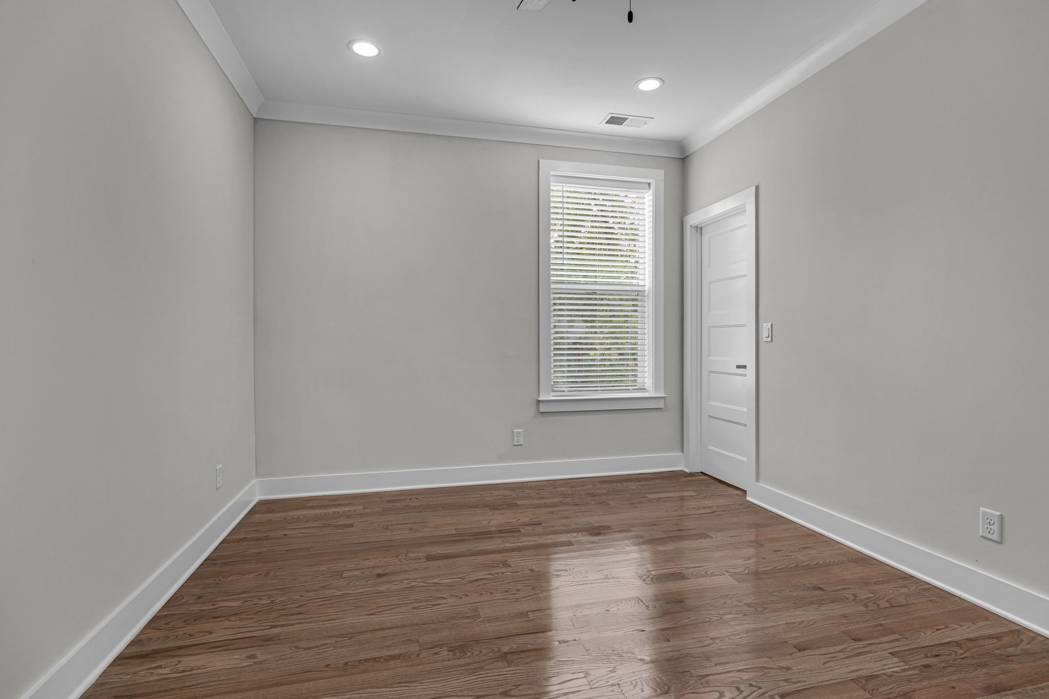 914 Elvira Ave Unit: B
