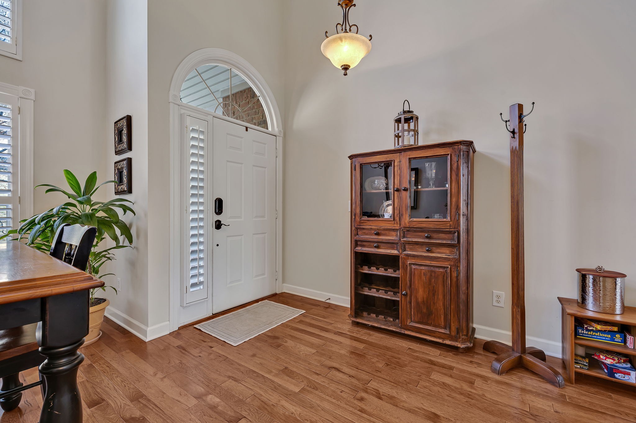 307 Riverstone Blvd