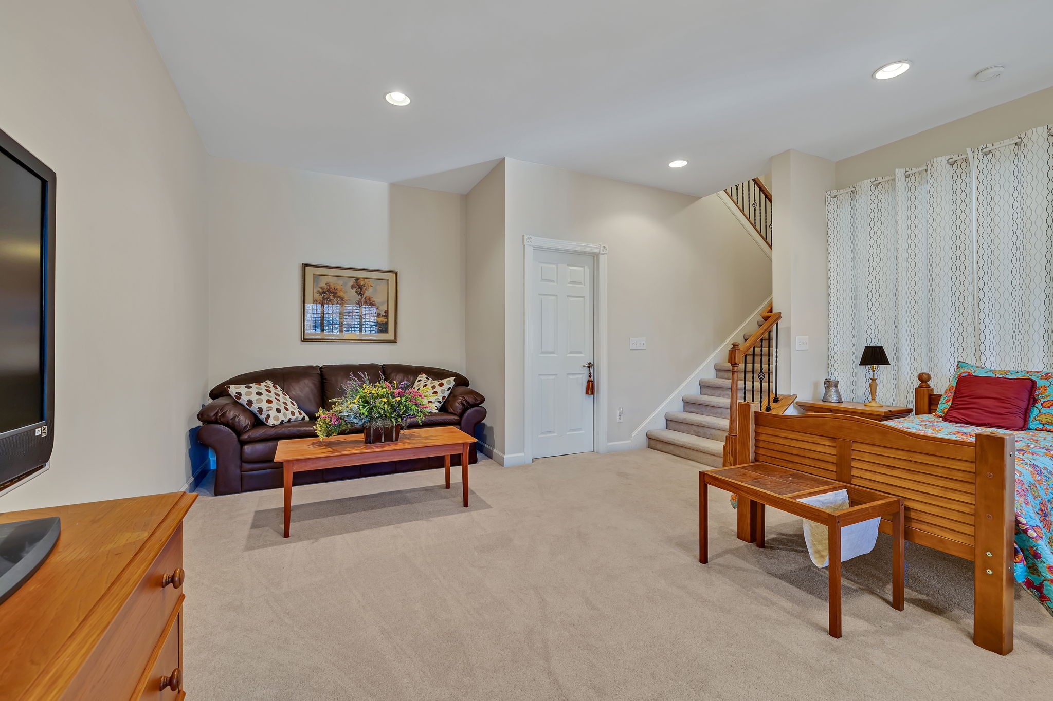 307 Riverstone Blvd