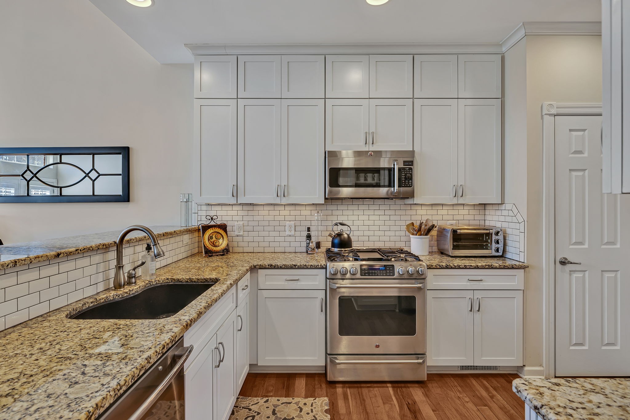 307 Riverstone Blvd