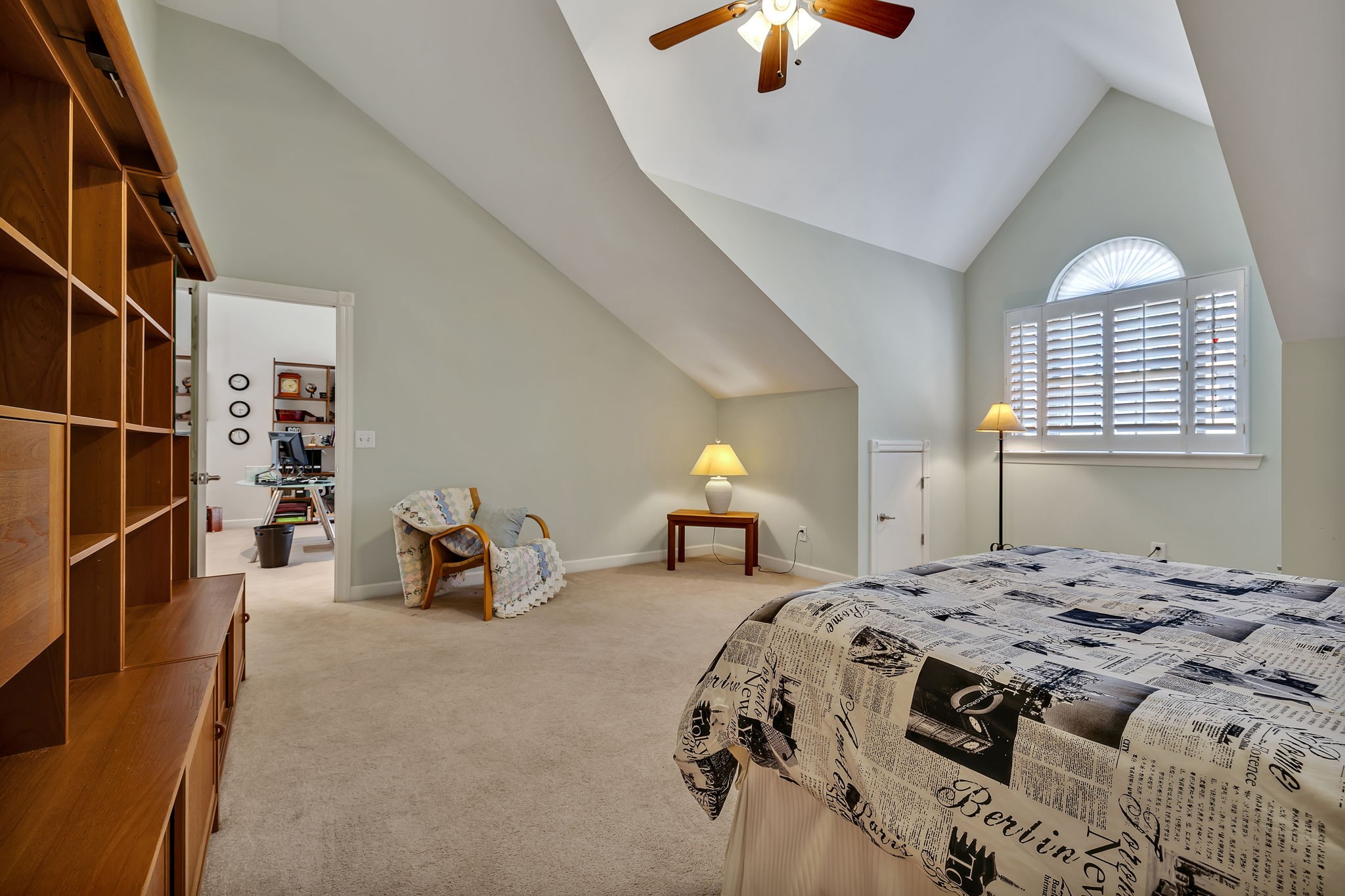 307 Riverstone Blvd
