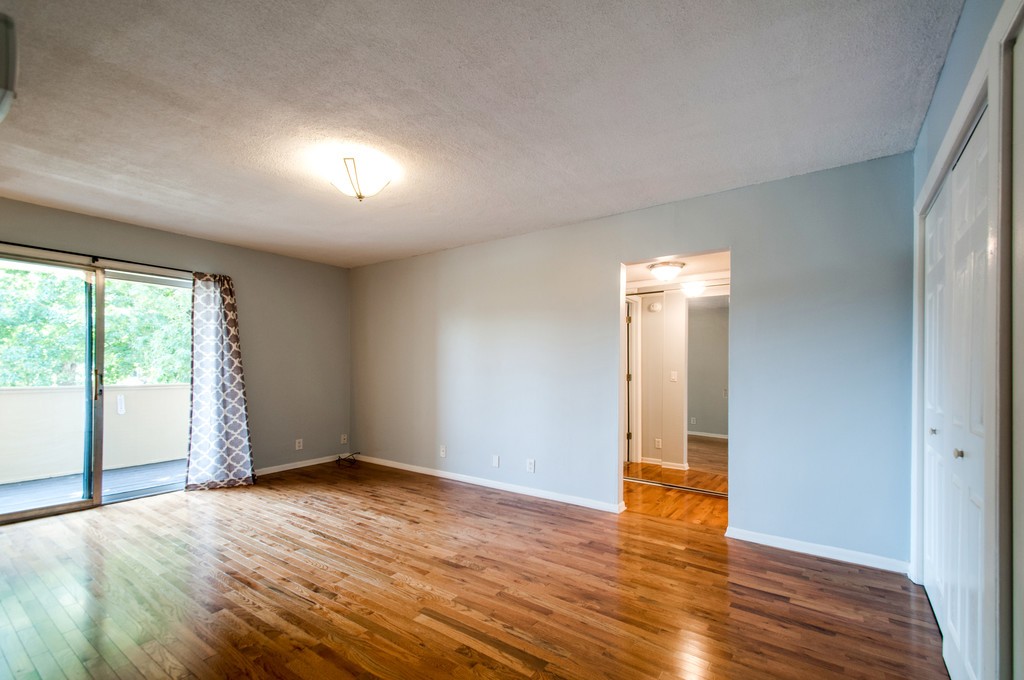 515 Basswood Ave Unit: 104