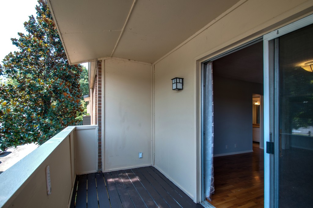 515 Basswood Ave Unit: 104