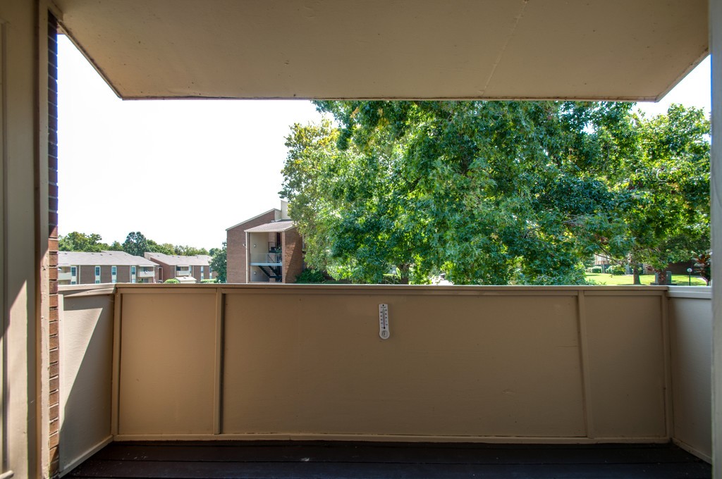 515 Basswood Ave Unit: 104