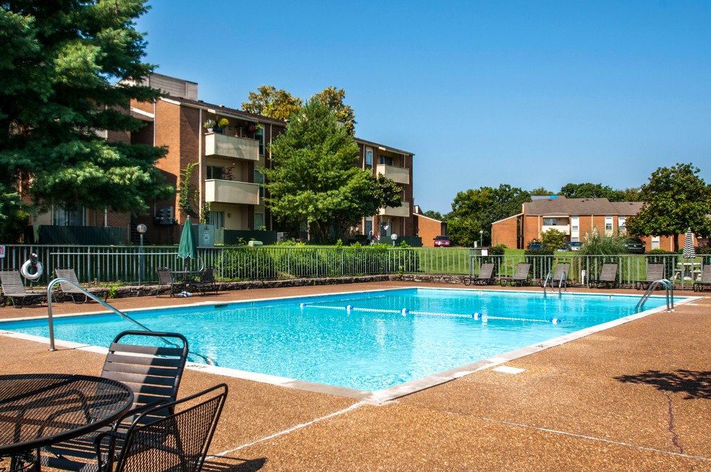 515 Basswood Ave Unit: 104