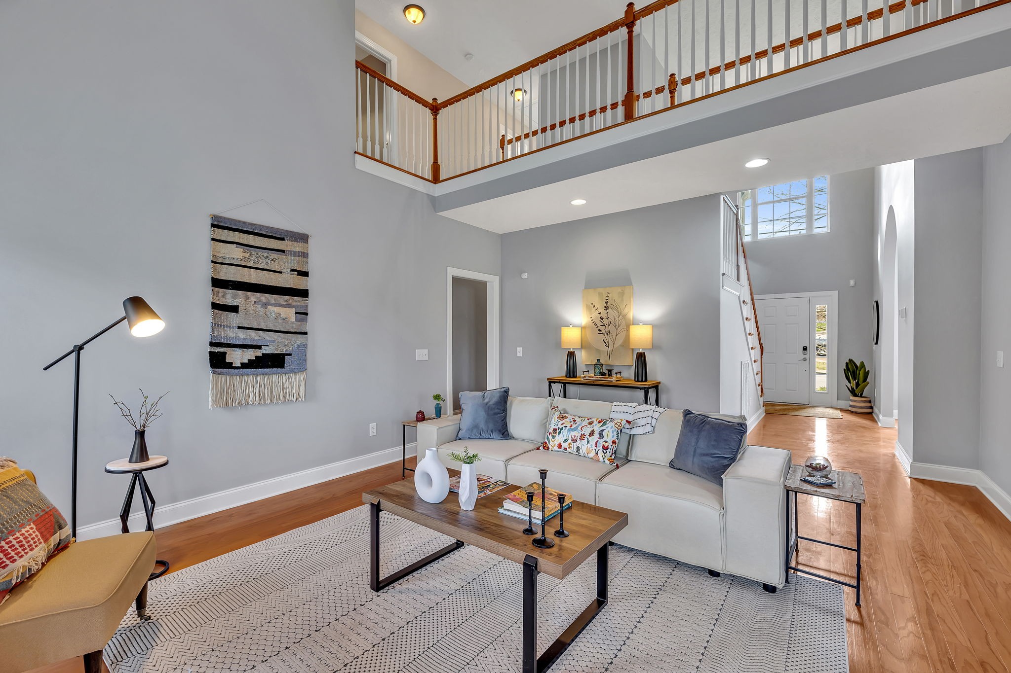 7960 Oakfield Grv