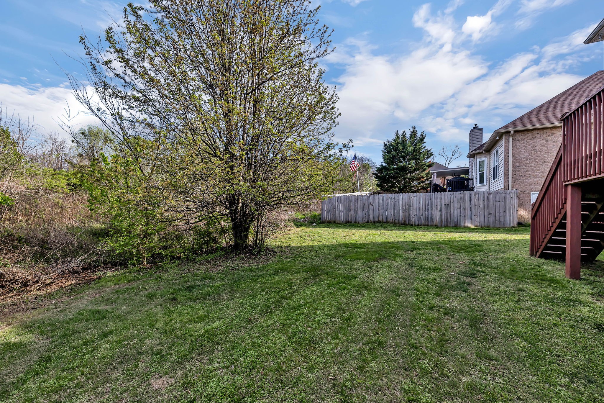7960 Oakfield Grv