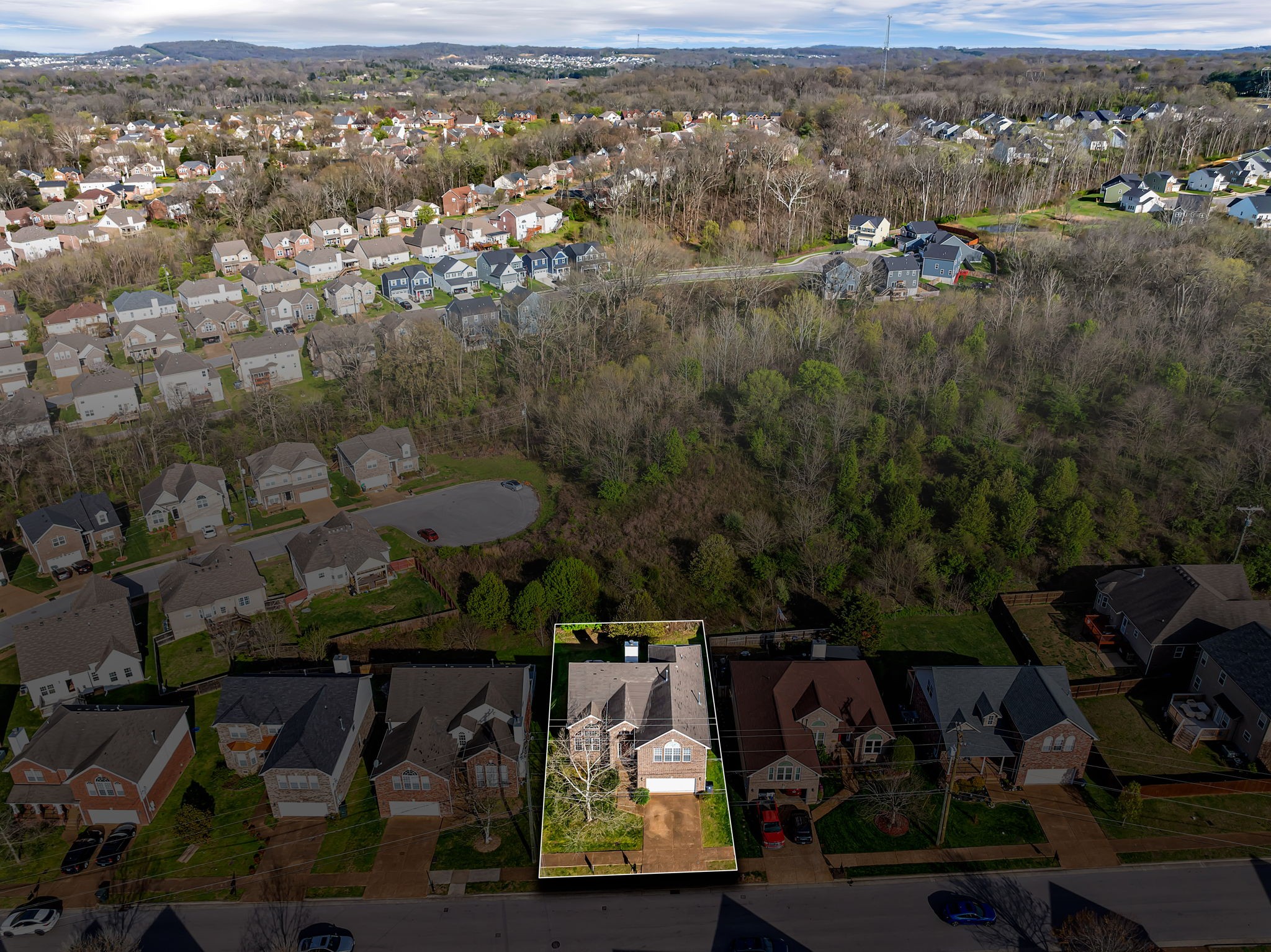 7960 Oakfield Grv