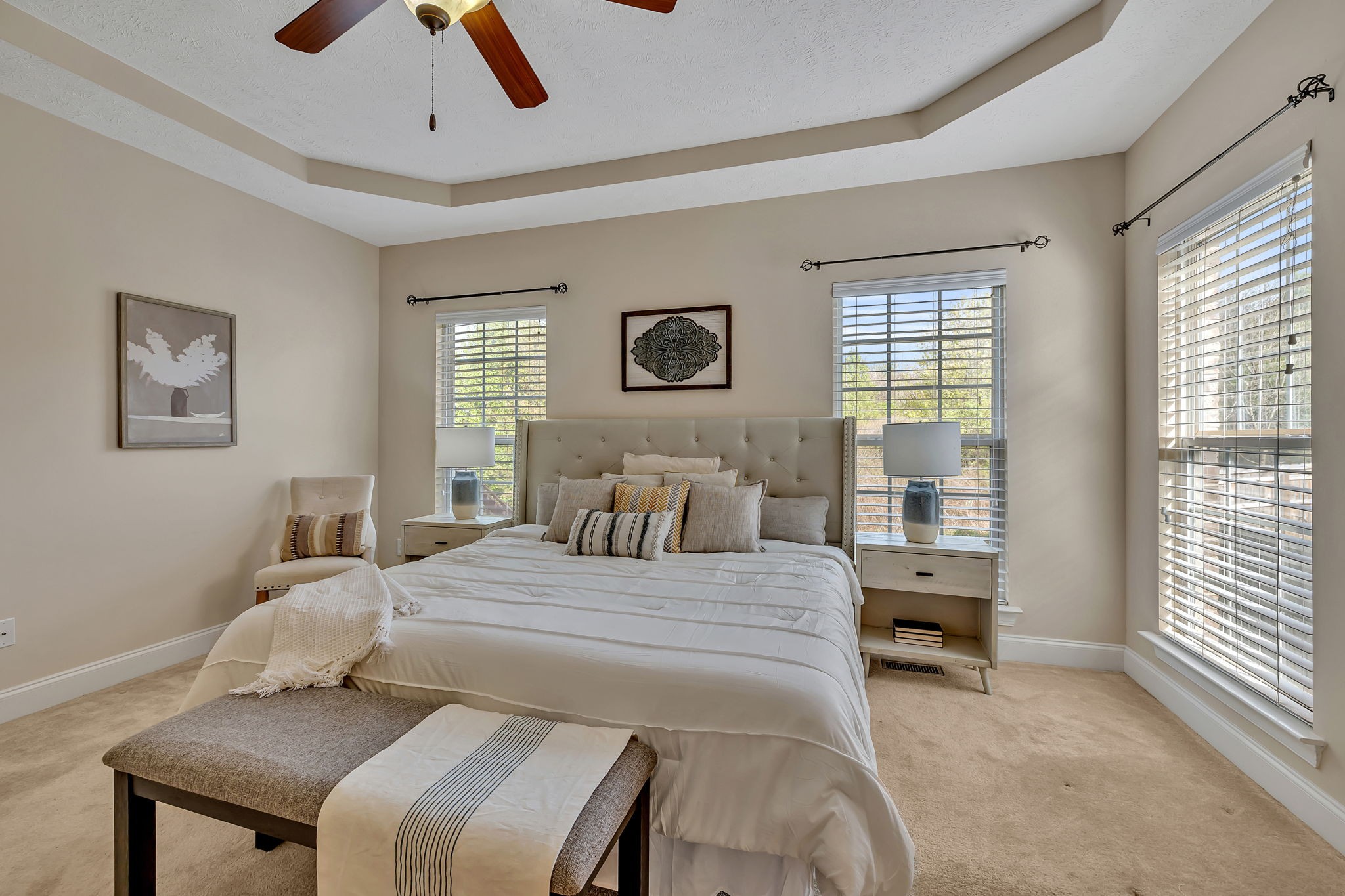 7960 Oakfield Grv