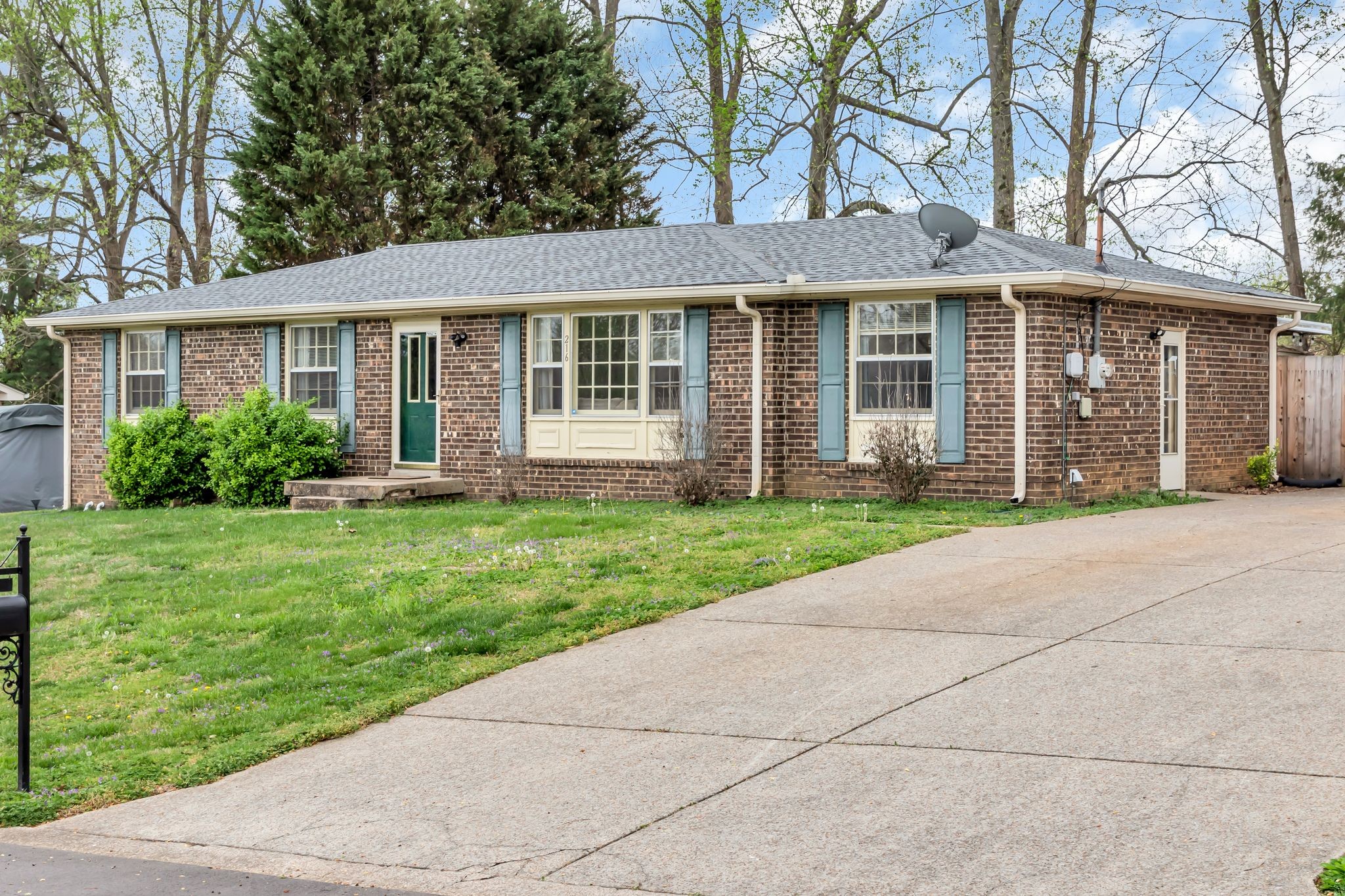 216 Bass Dr