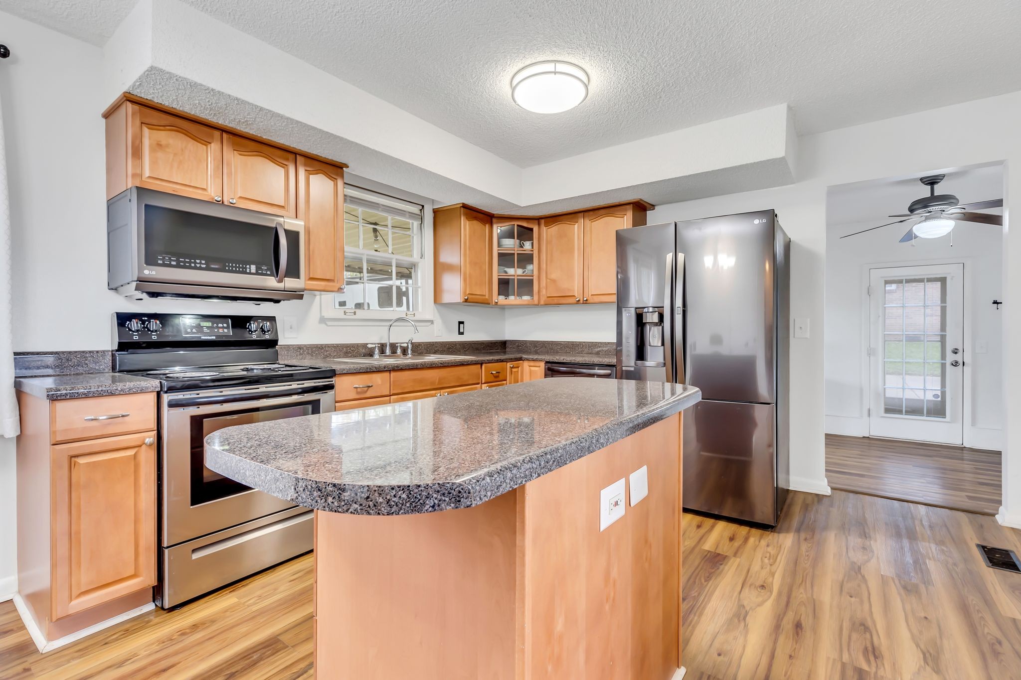 216 Bass Dr