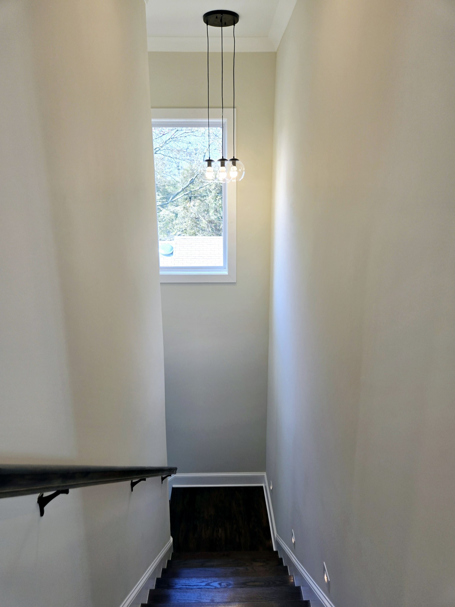 906A Elvira Ave
