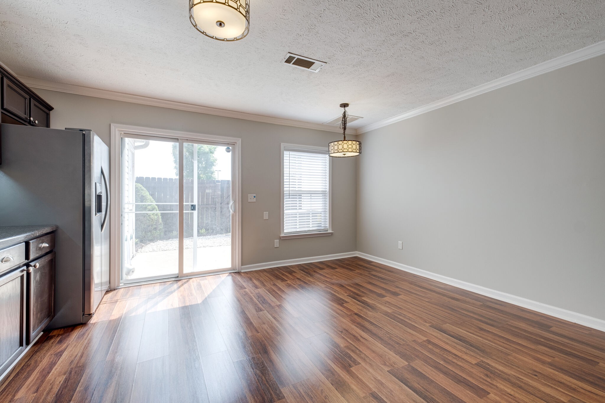 326 Stewarts Landing Cir
