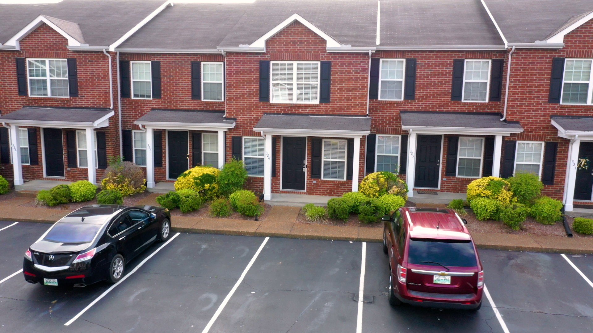 326 Stewarts Landing Cir