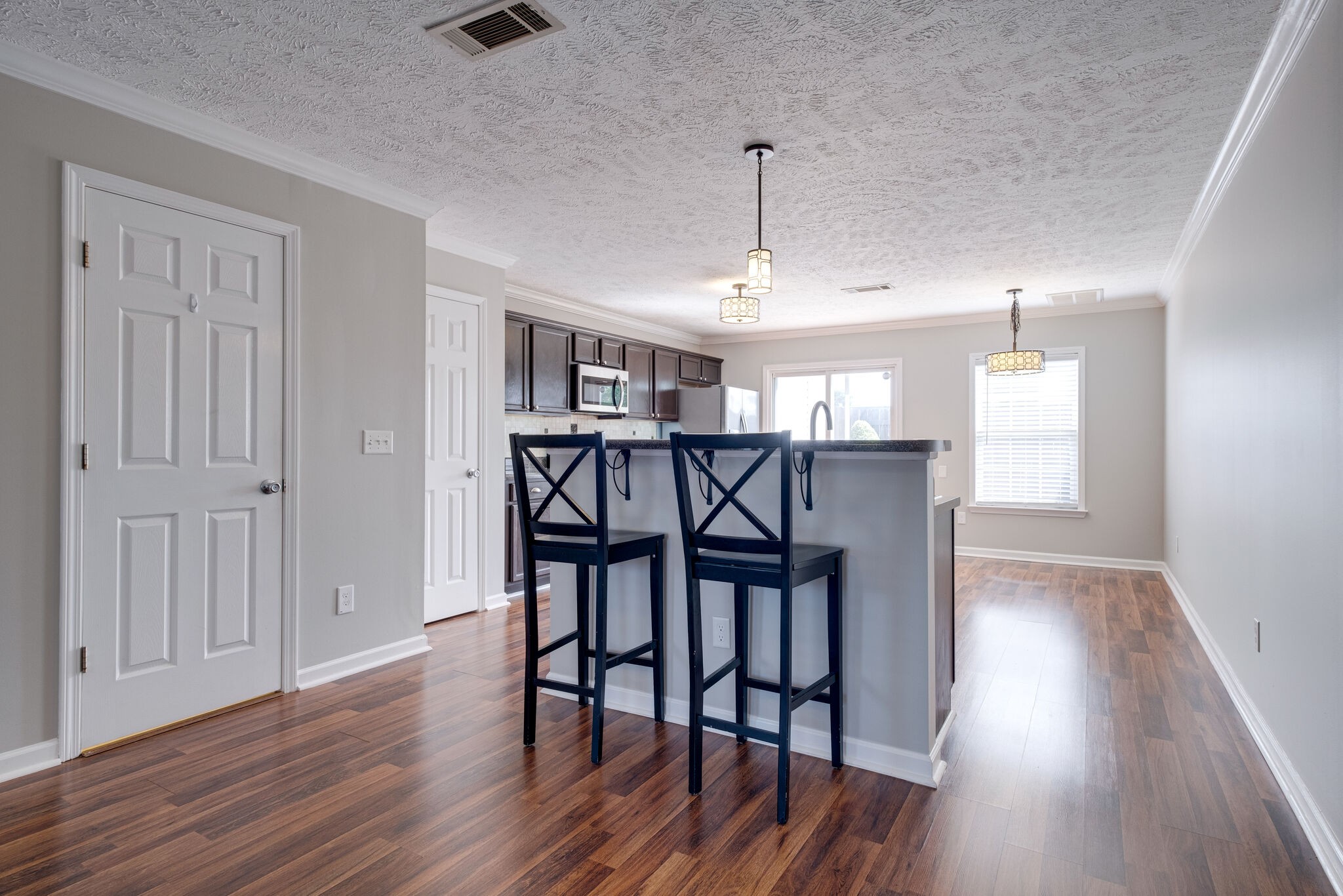 326 Stewarts Landing Cir