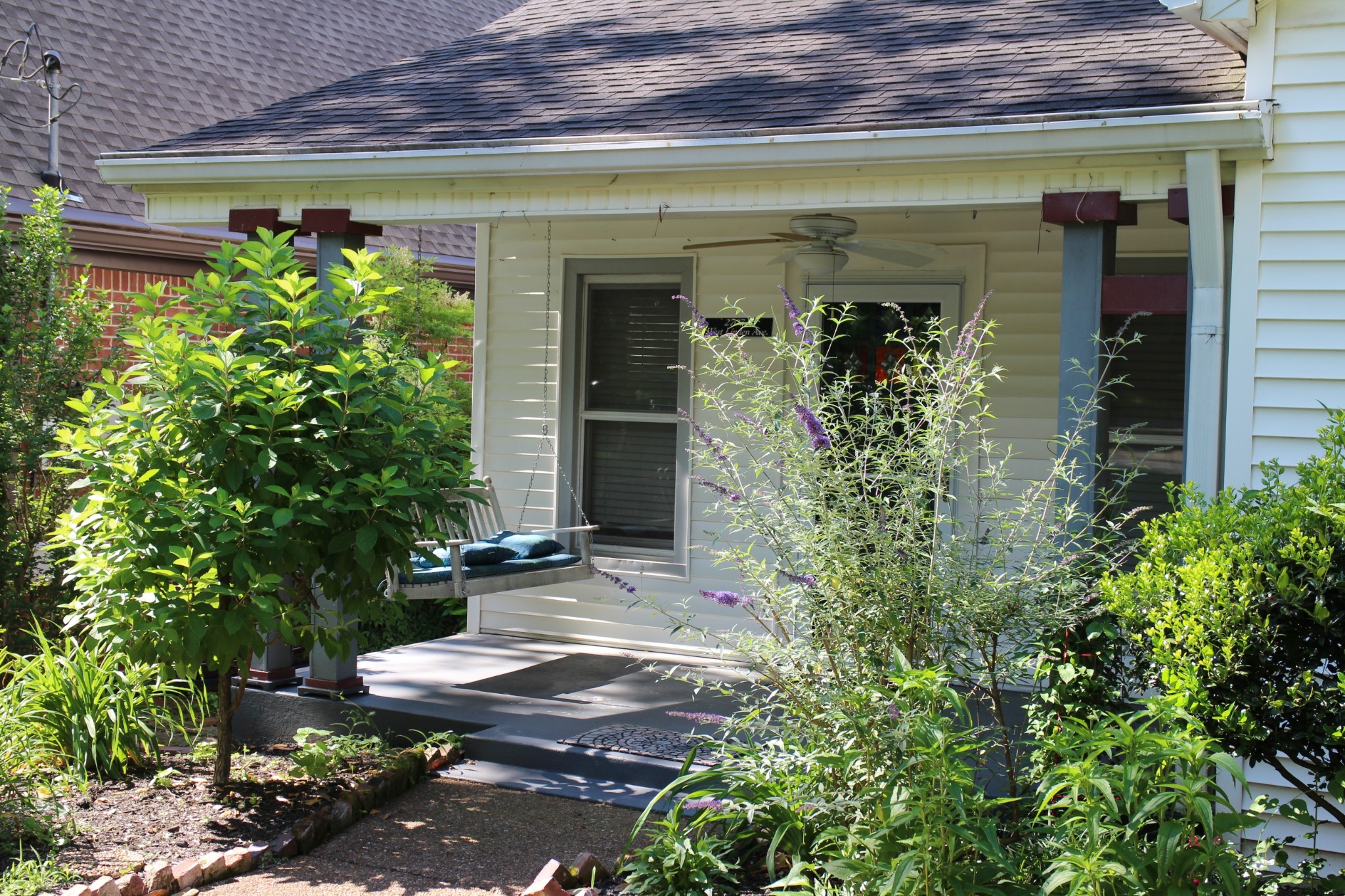 2707B W Linden Ave