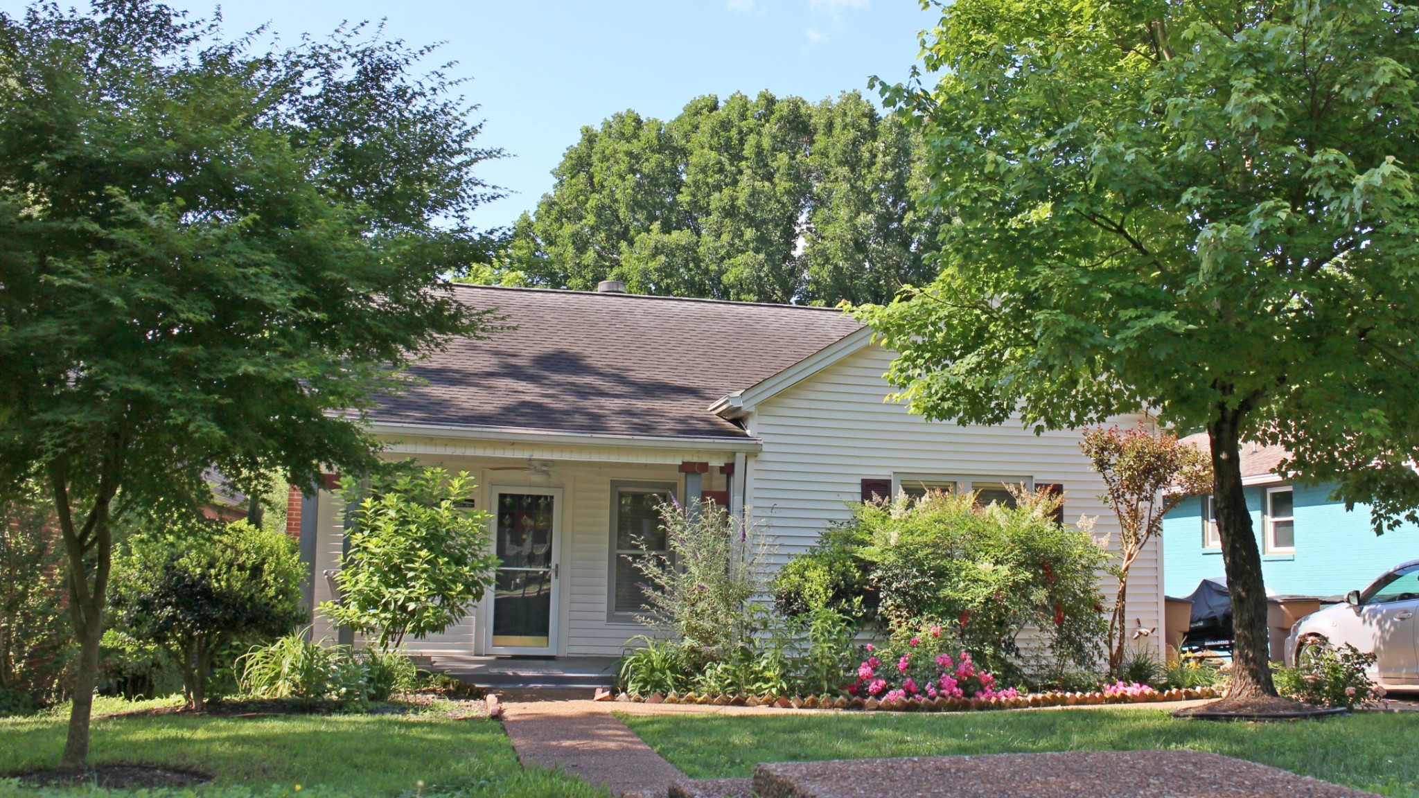 2707B W Linden Ave
