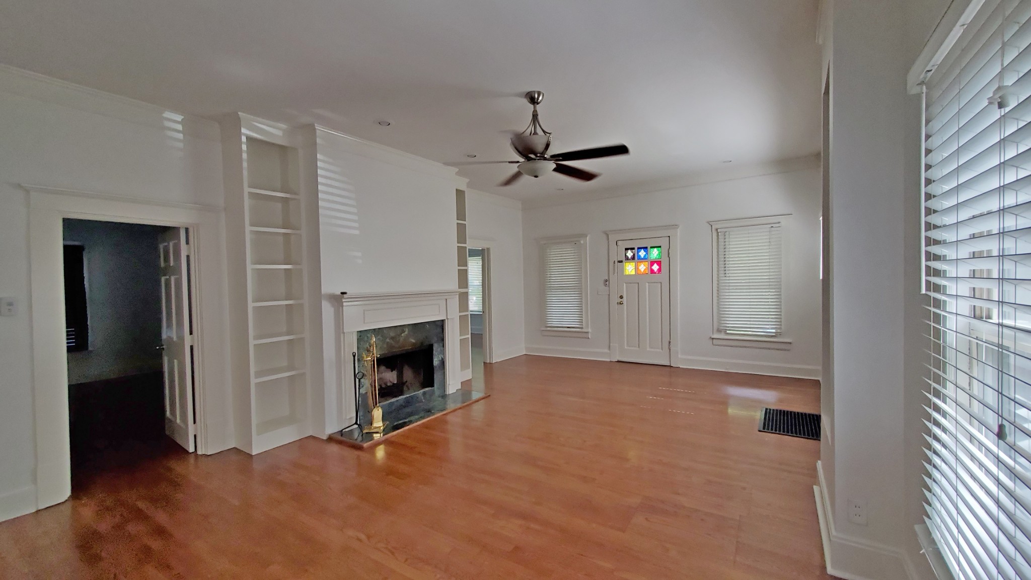 2707B W Linden Ave