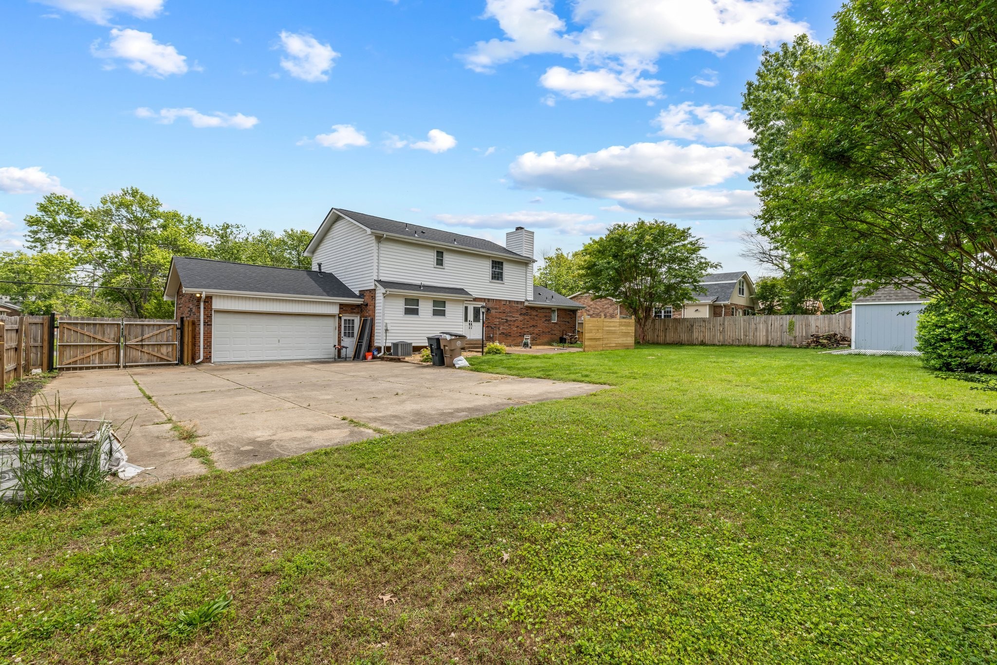3800 Priest Lake Dr