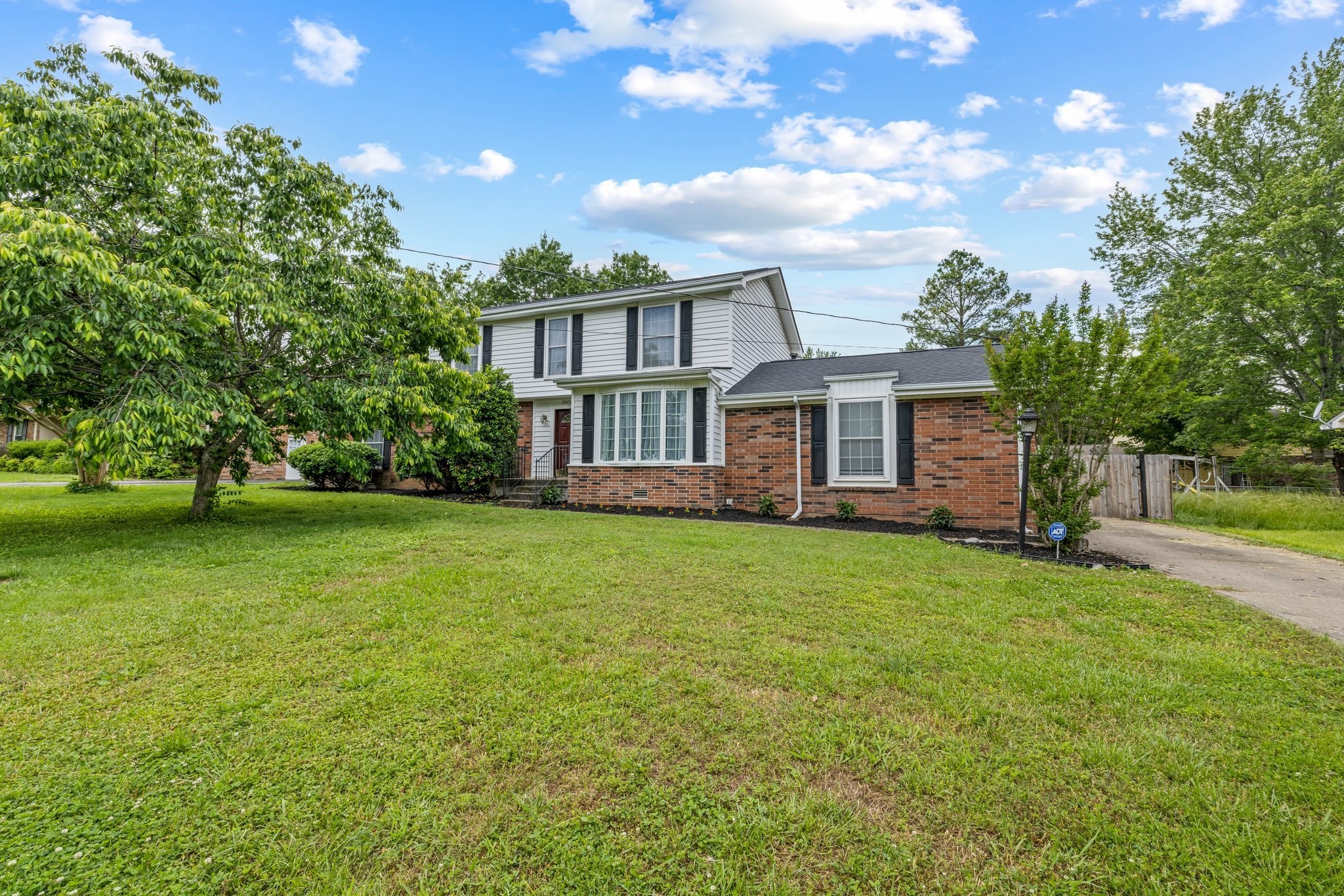 3800 Priest Lake Dr