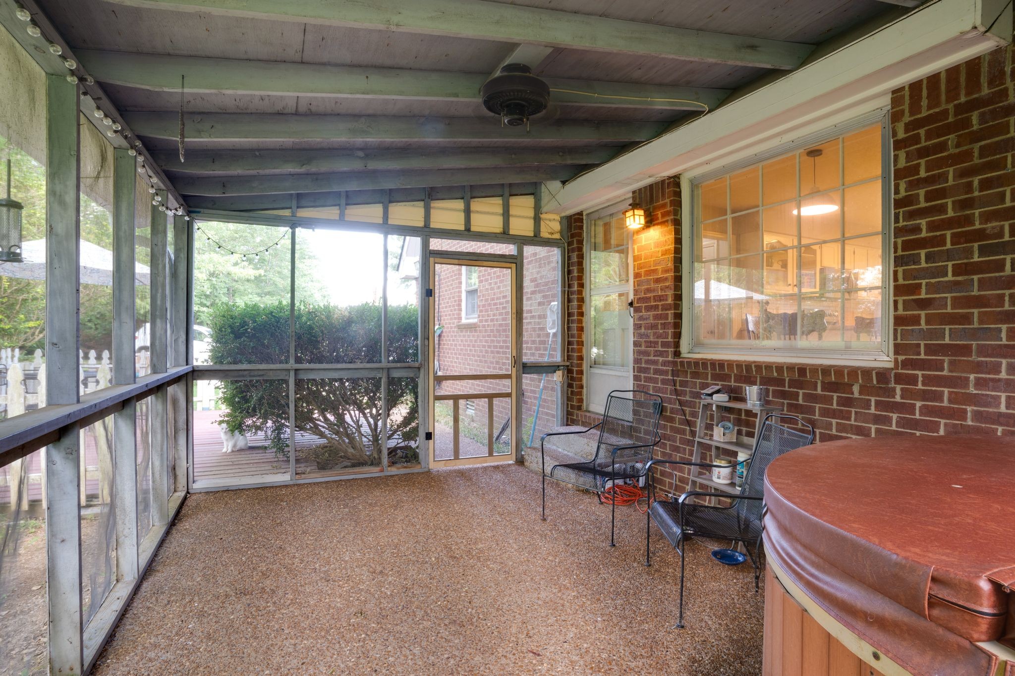 1027 Moncrief Cir