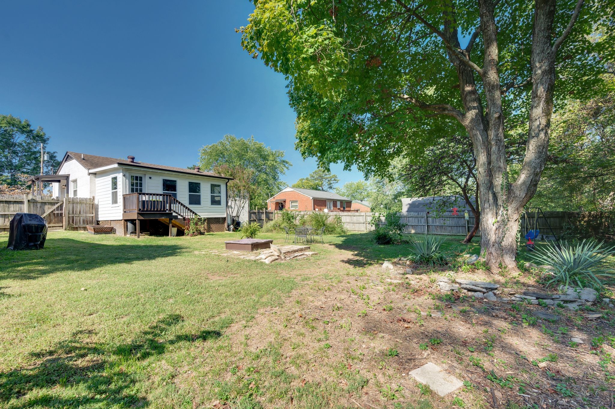 3722 Bakertown Rd