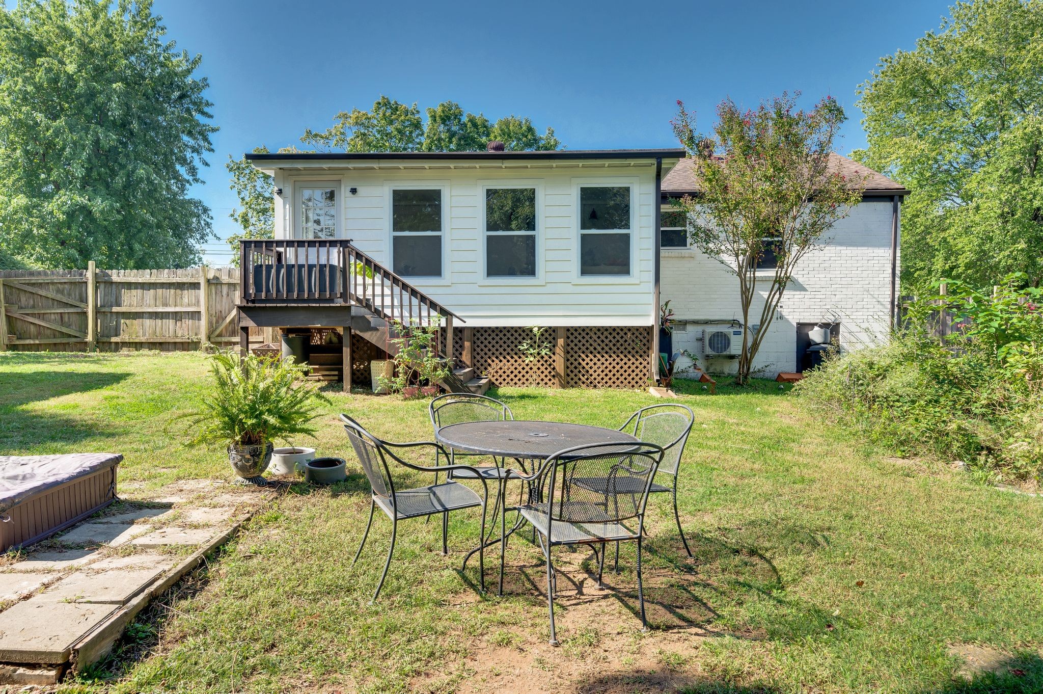 3722 Bakertown Rd