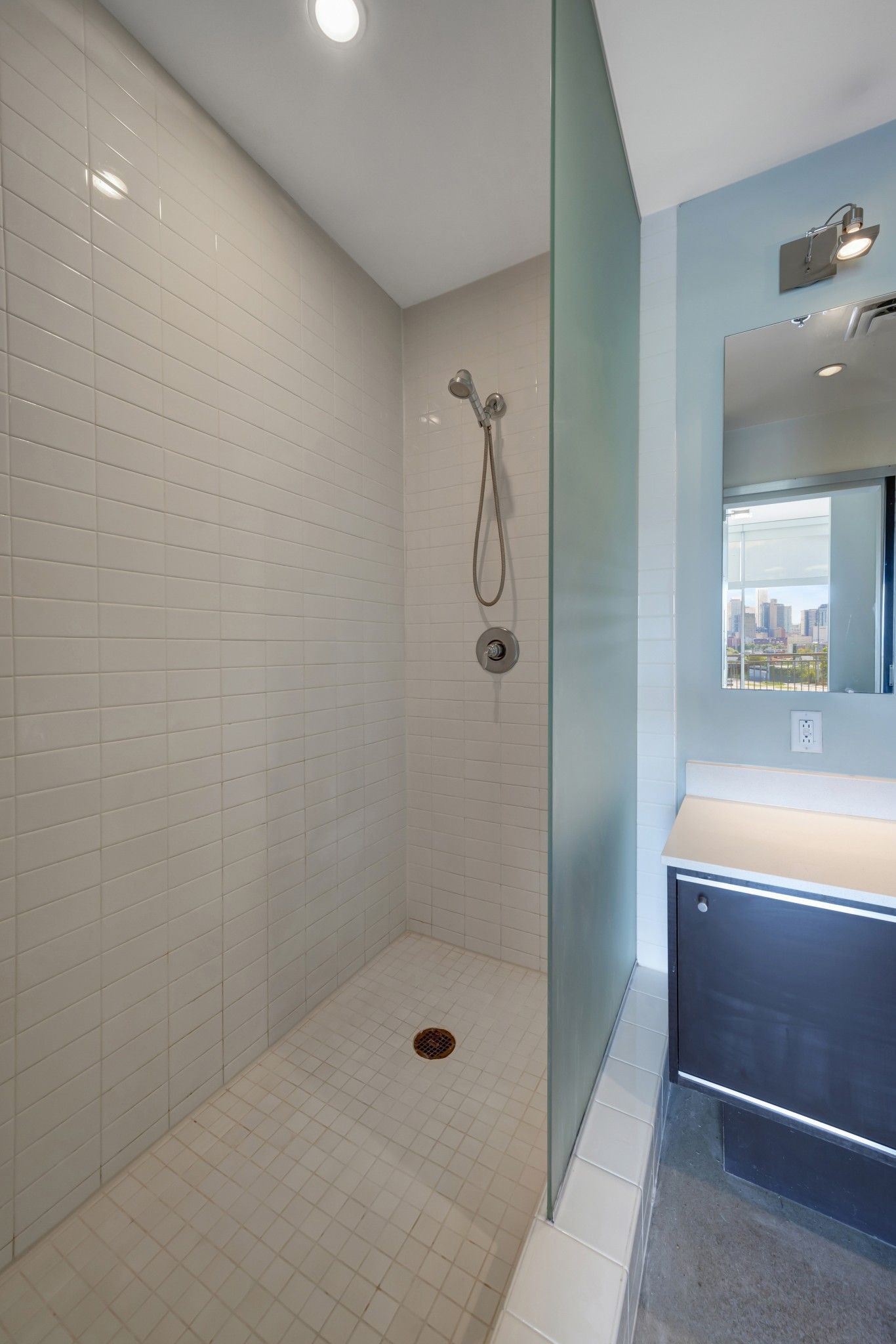 2115 Yeaman Pl Unit: 204