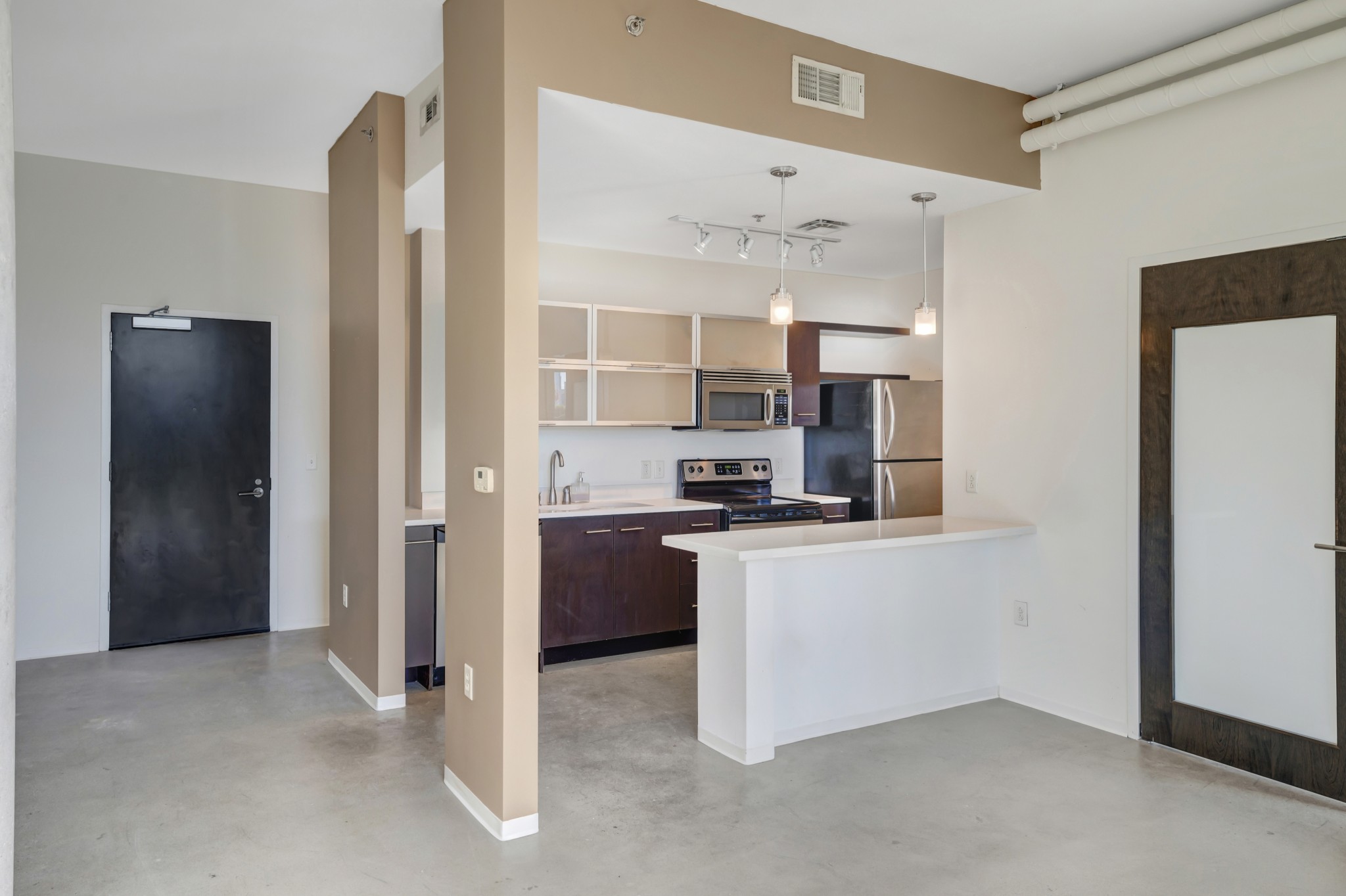 2115 Yeaman Pl Unit: 204