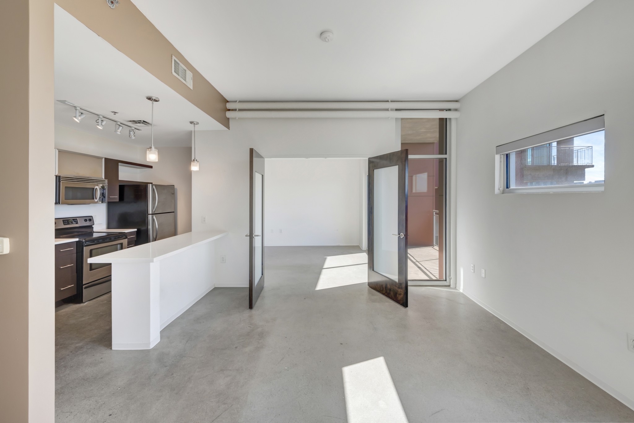 2115 Yeaman Pl Unit: 204