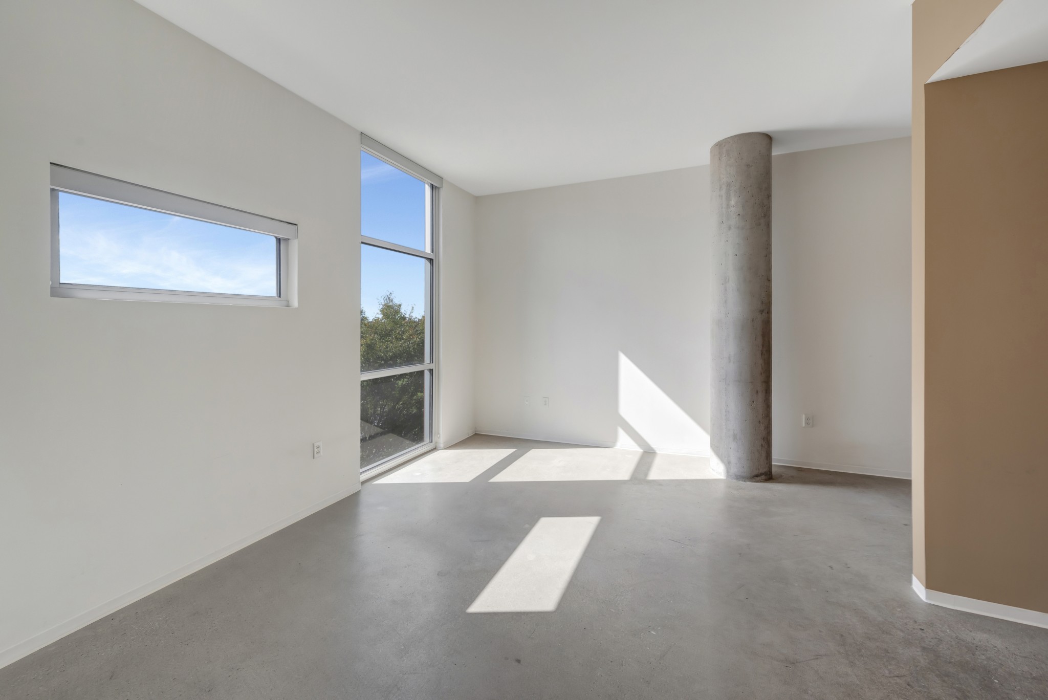 2115 Yeaman Pl Unit: 204