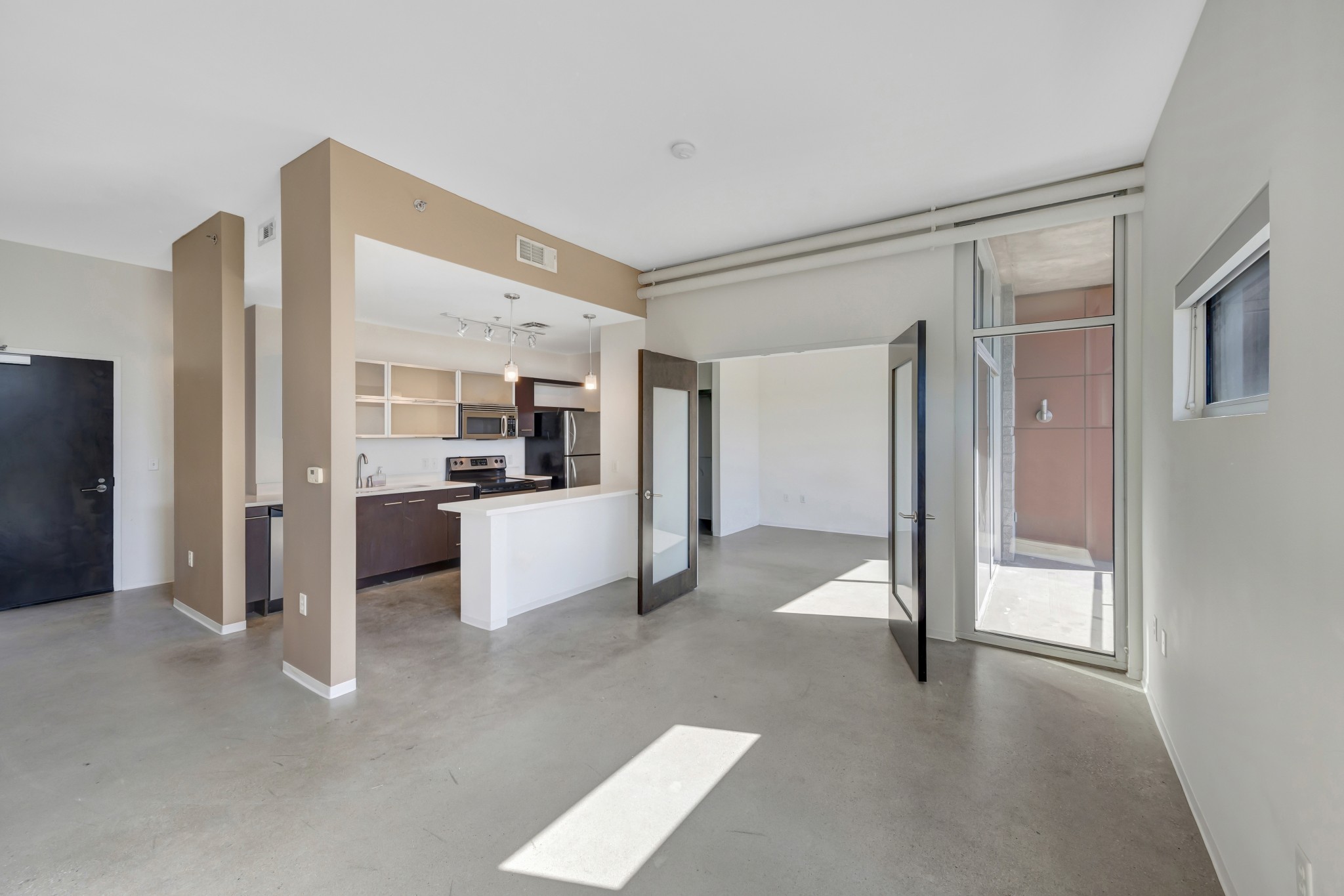 2115 Yeaman Pl Unit: 204