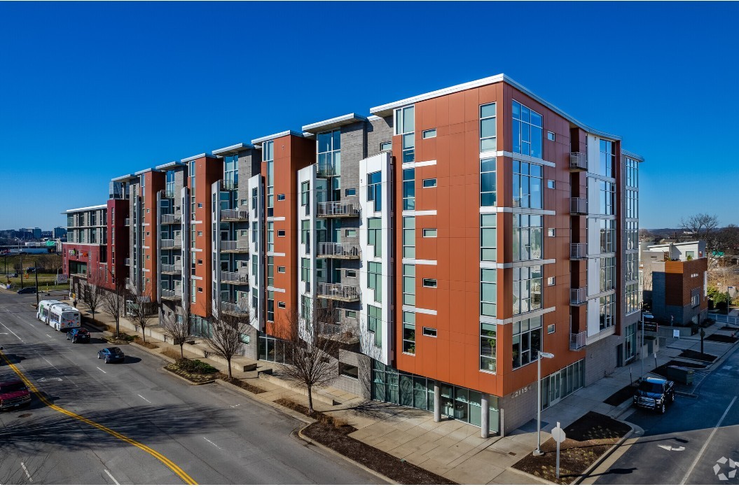 2115 Yeaman Pl Unit: 204