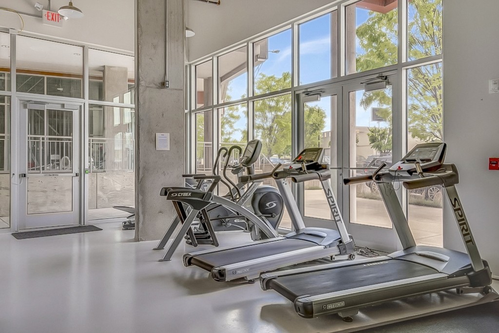 2115 Yeaman Pl Unit: 204