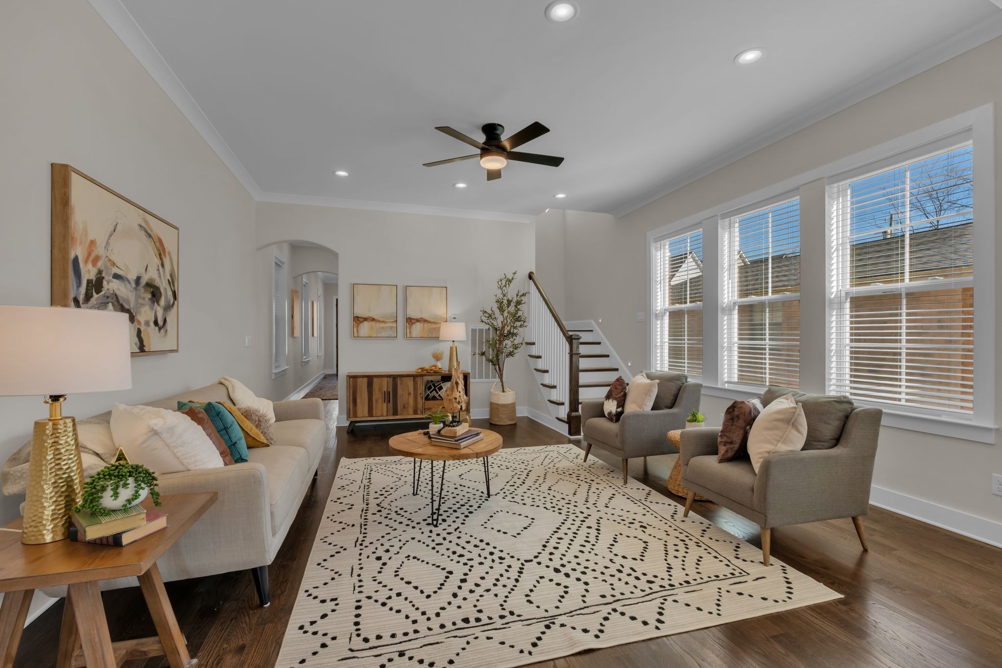 906B Elvira Ave