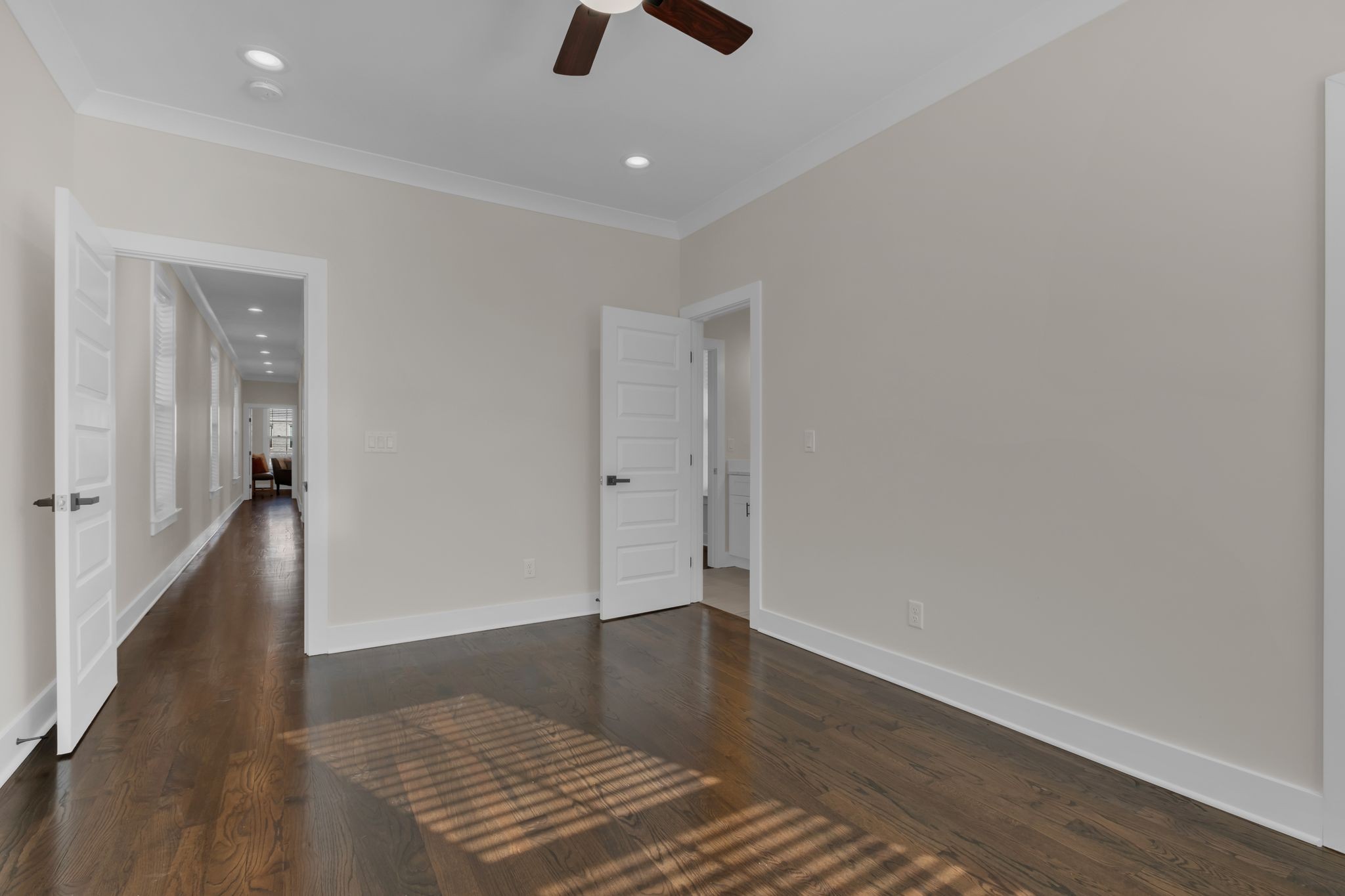 906B Elvira Ave