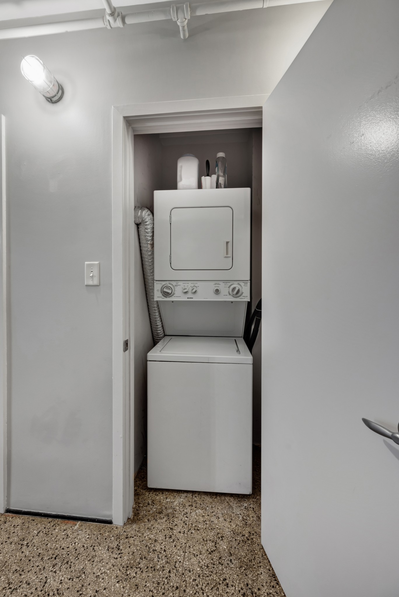 700 Church St Unit: 405