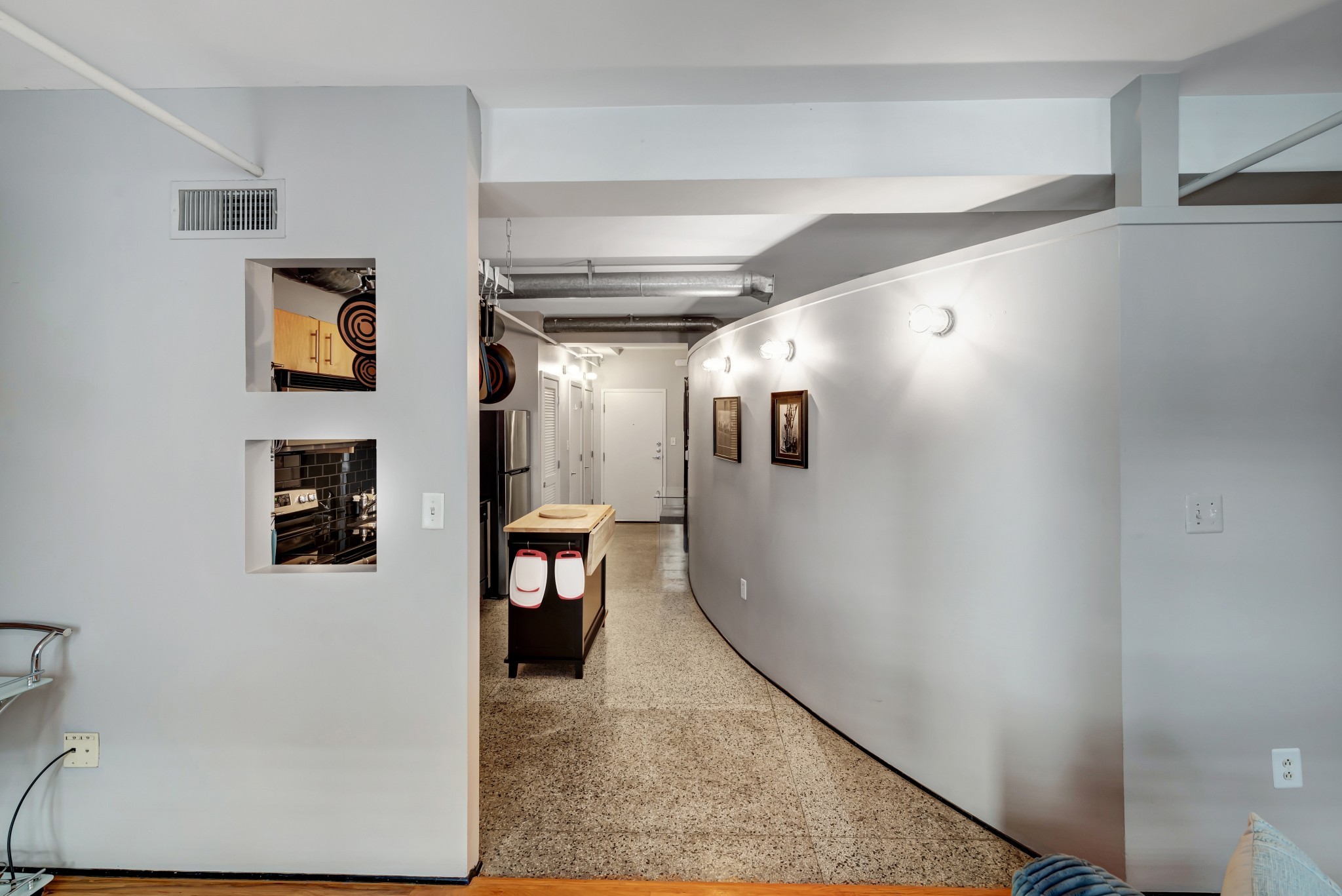 700 Church St Unit: 405