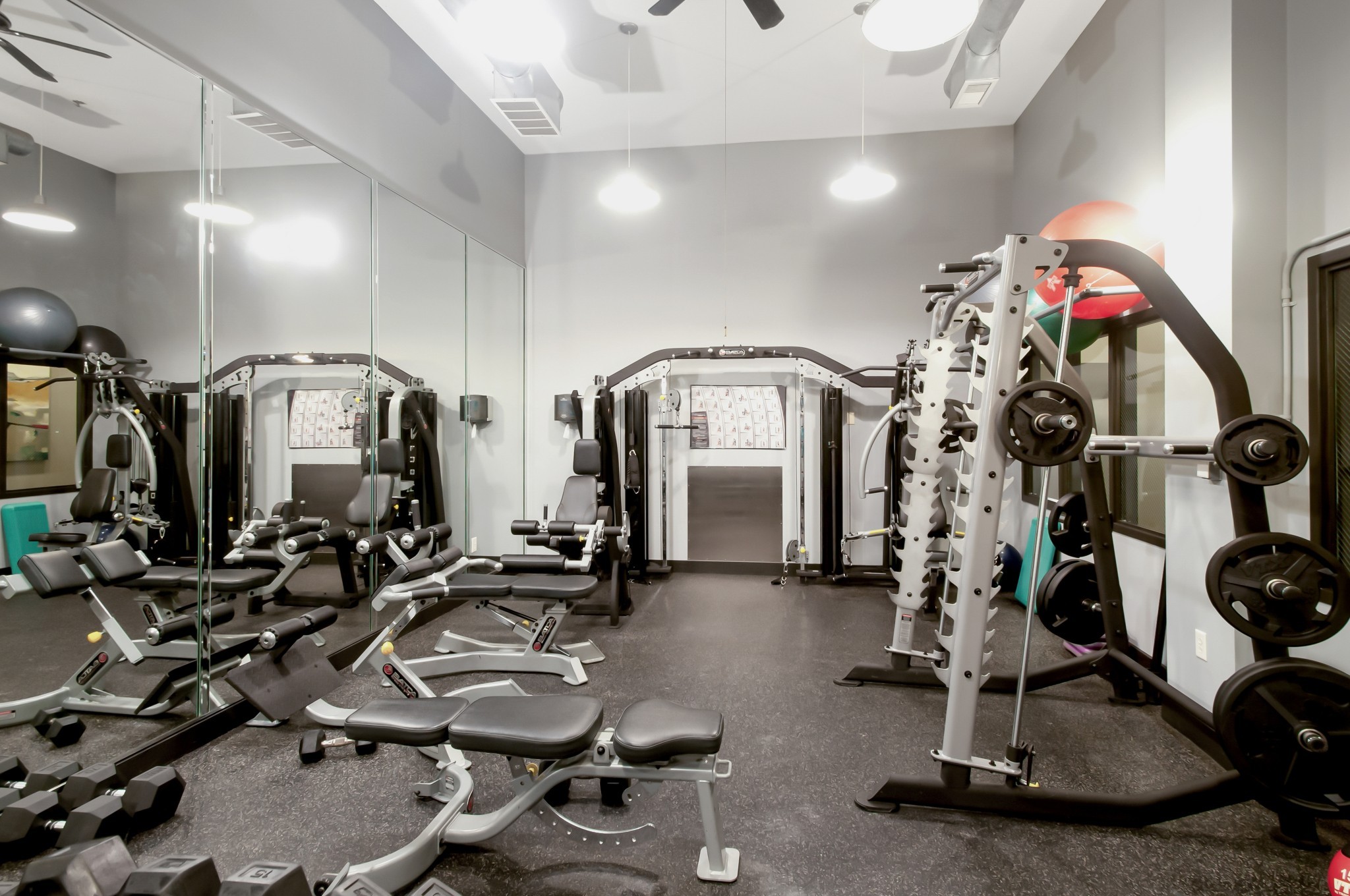 700 Church St Unit: 405