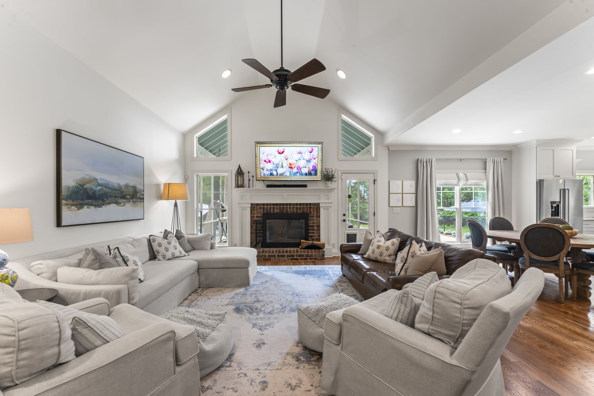 140 Blackberry Ln