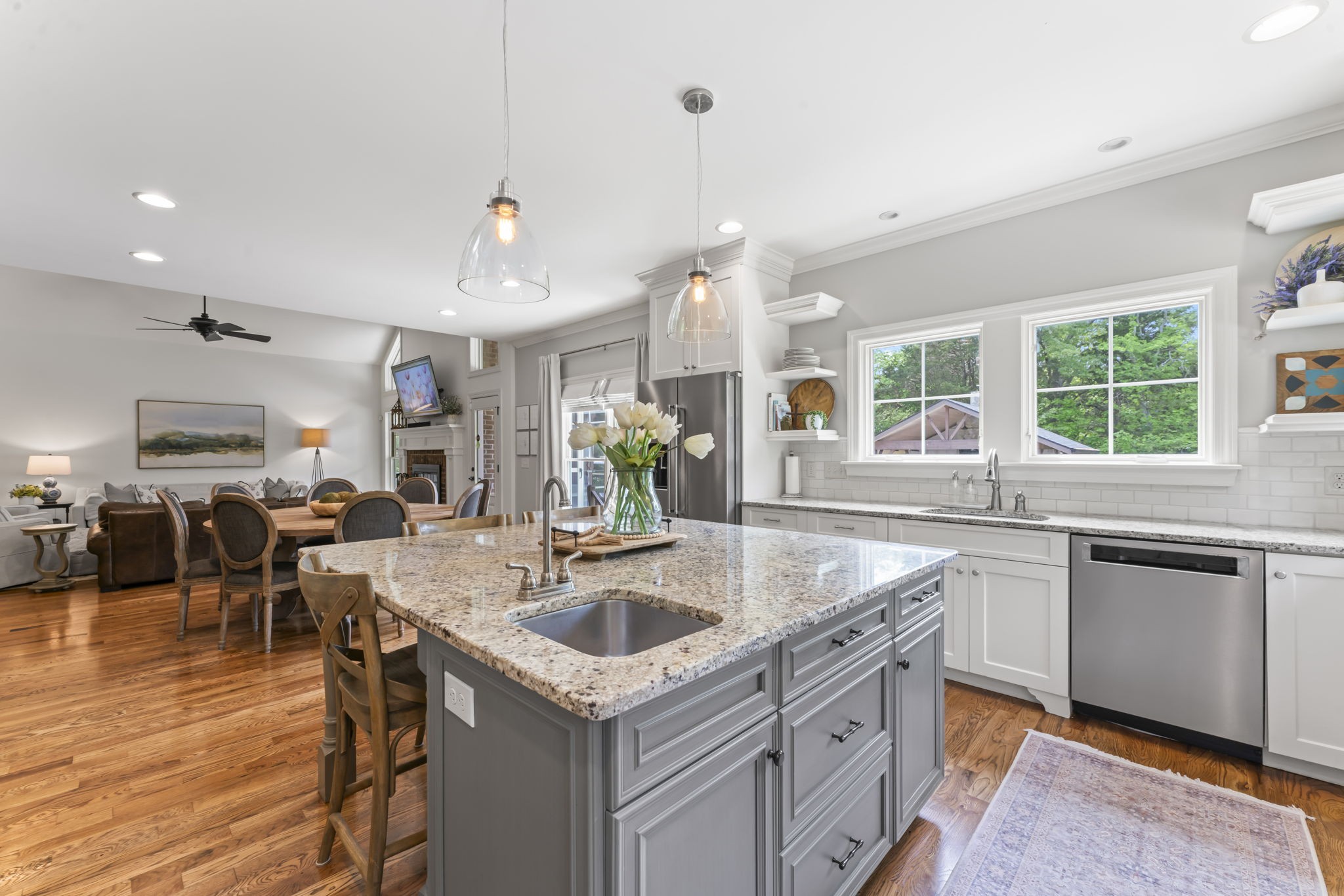 140 Blackberry Ln