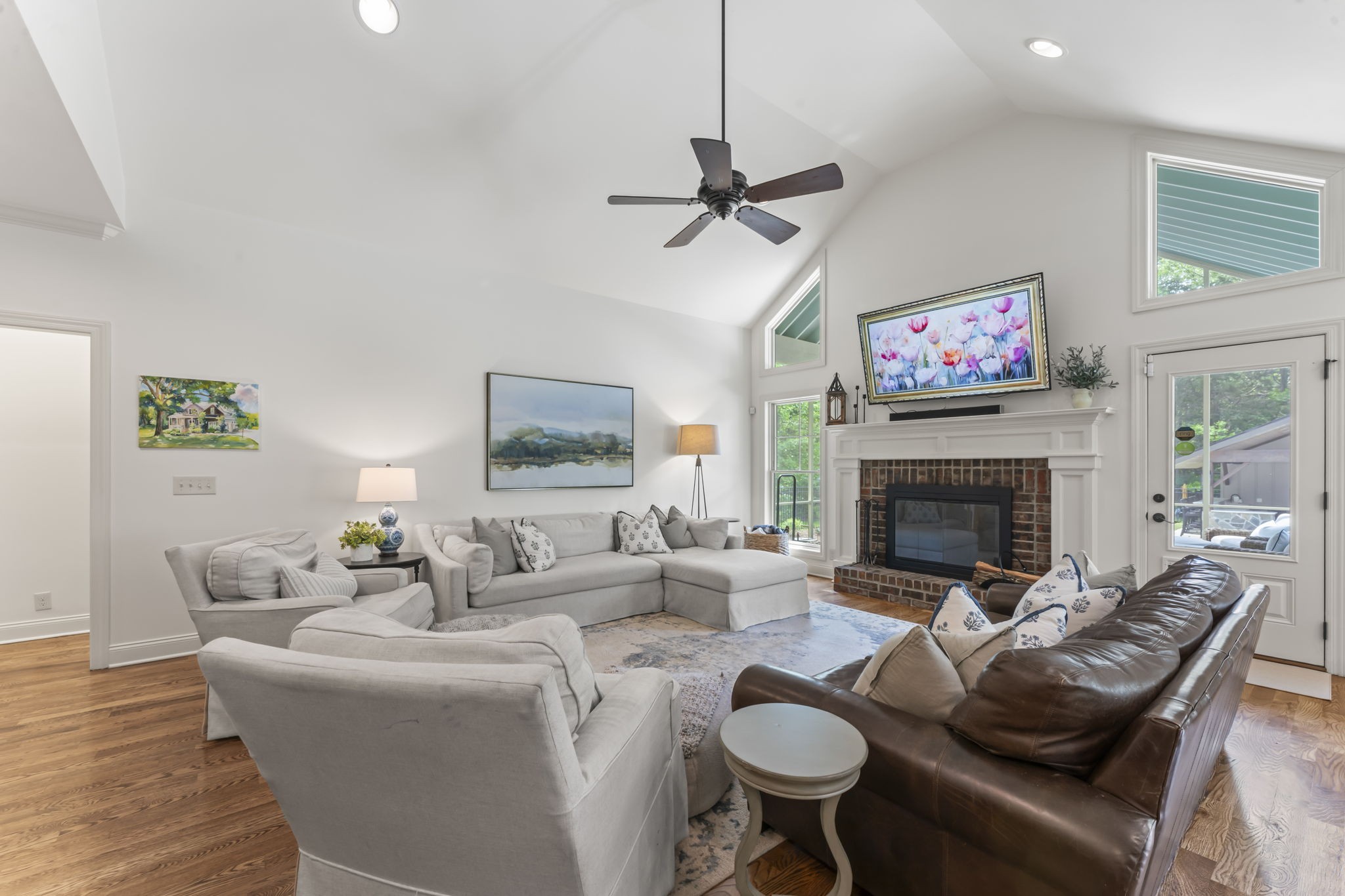 140 Blackberry Ln