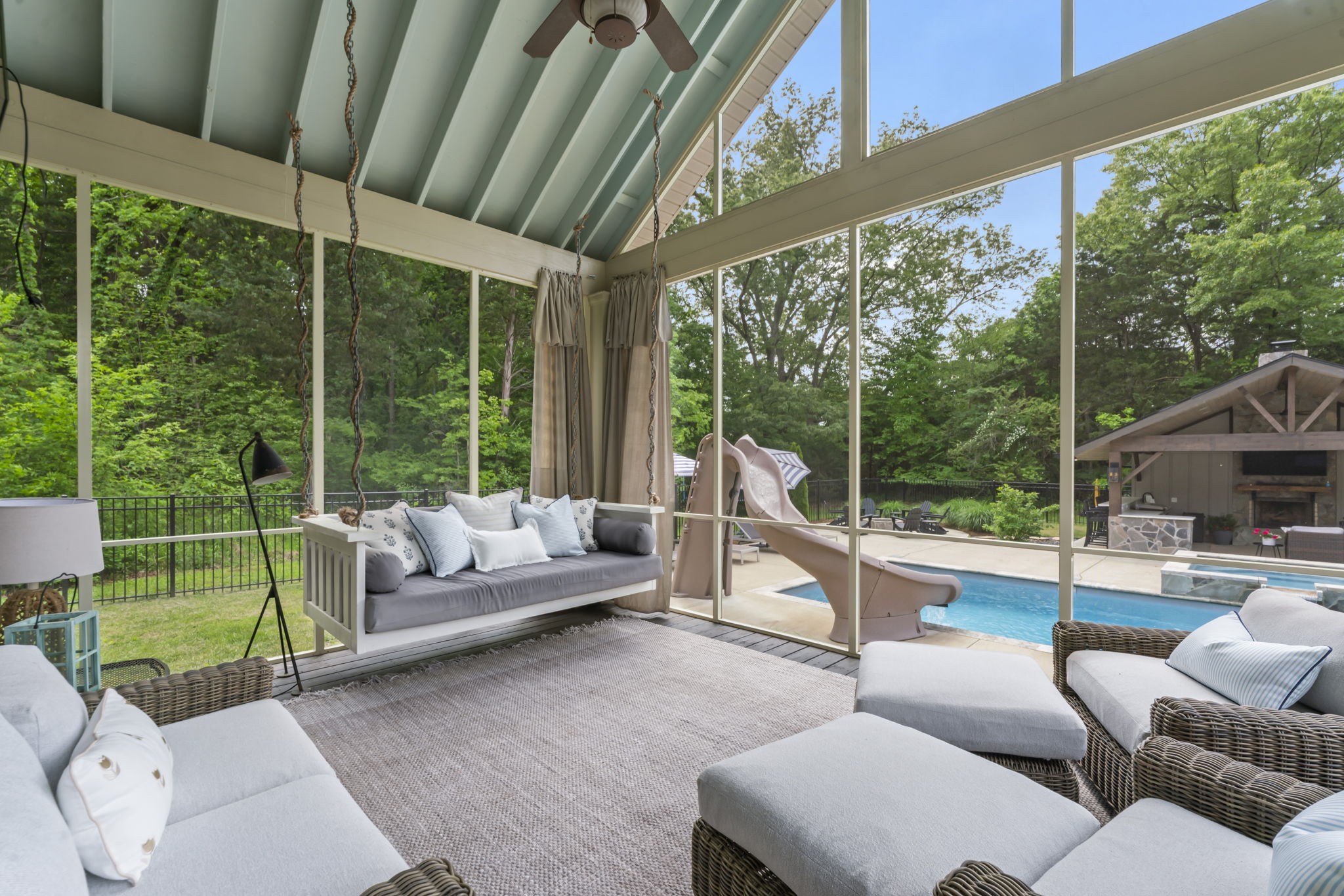 140 Blackberry Ln