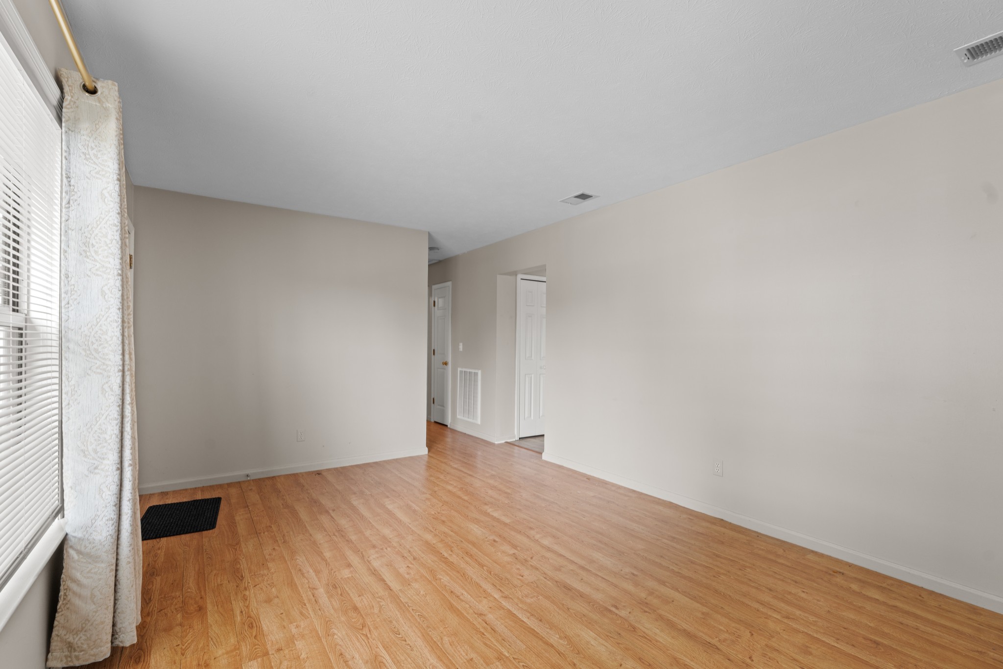 2822 Airwood Dr