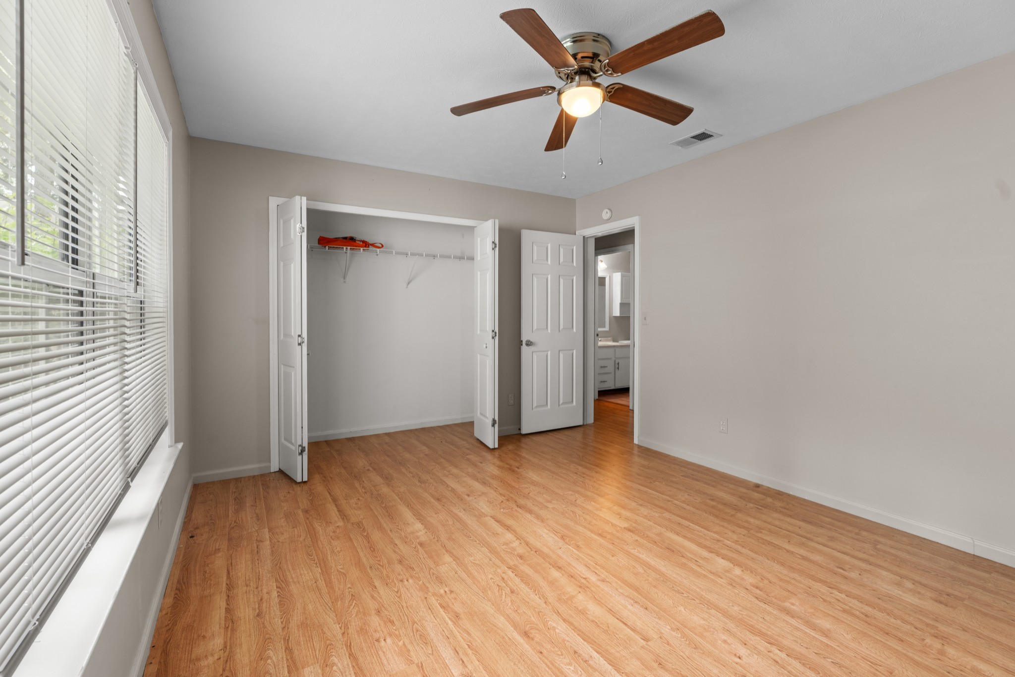 2822 Airwood Dr